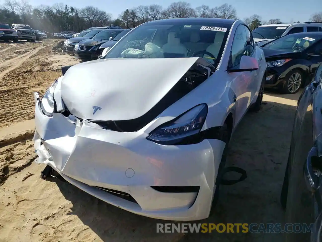 2 Photograph of a damaged car 5YJYGAEE4MF211346 TESLA MODEL Y 2021