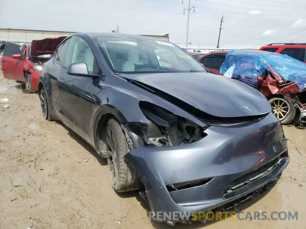 1 Photograph of a damaged car 5YJYGAEE4MF212691 TESLA MODEL Y 2021