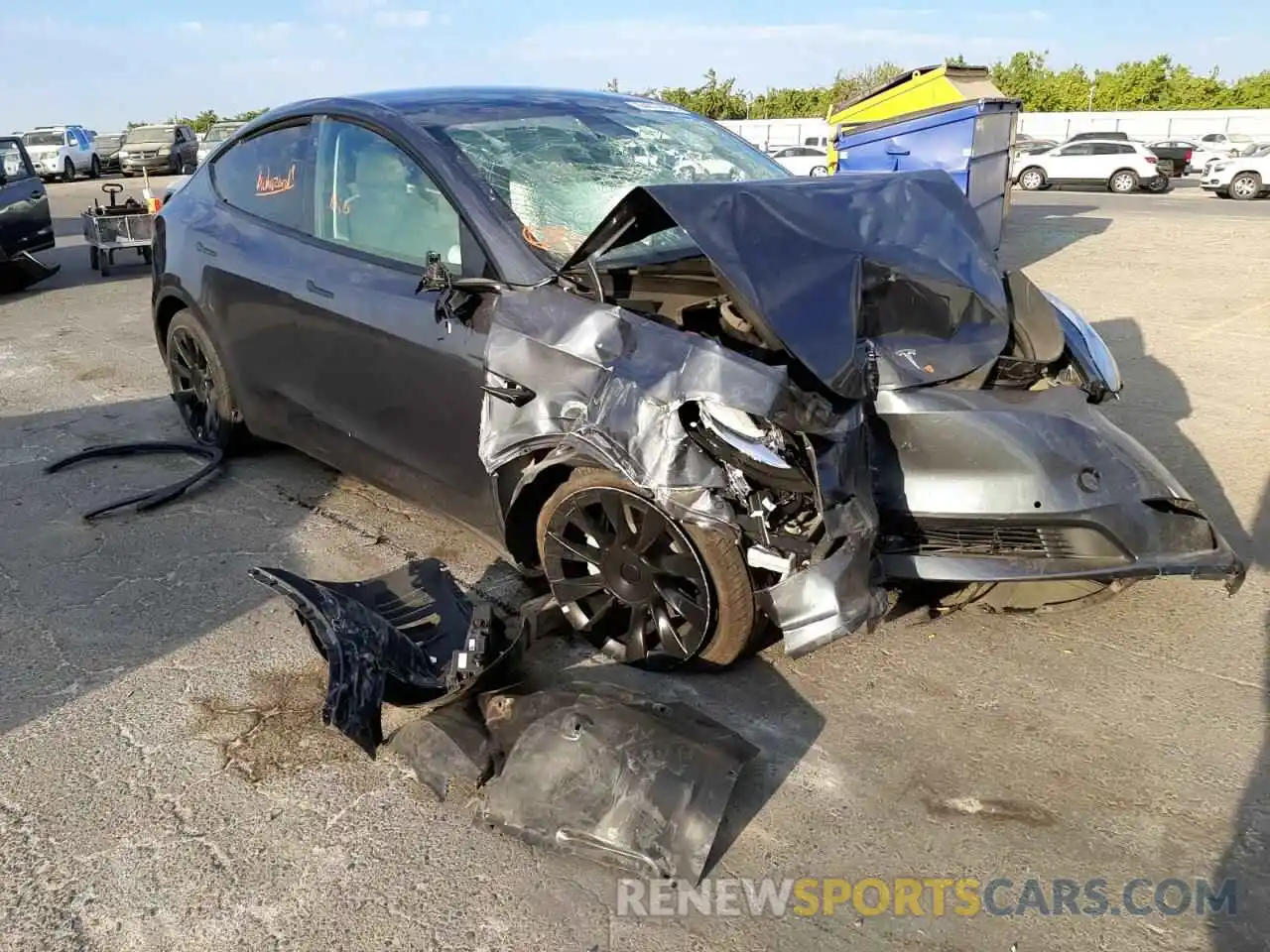 1 Photograph of a damaged car 5YJYGAEE4MF216191 TESLA MODEL Y 2021