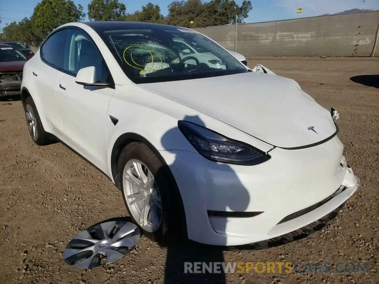 1 Фотография поврежденного автомобиля 5YJYGAEE5MF154929 TESLA MODEL Y 2021