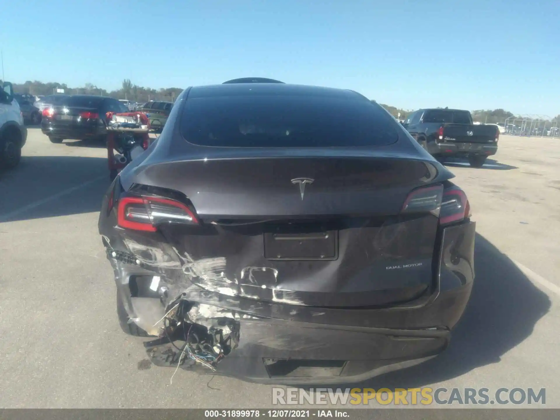 6 Photograph of a damaged car 5YJYGAEE5MF183718 TESLA MODEL Y 2021