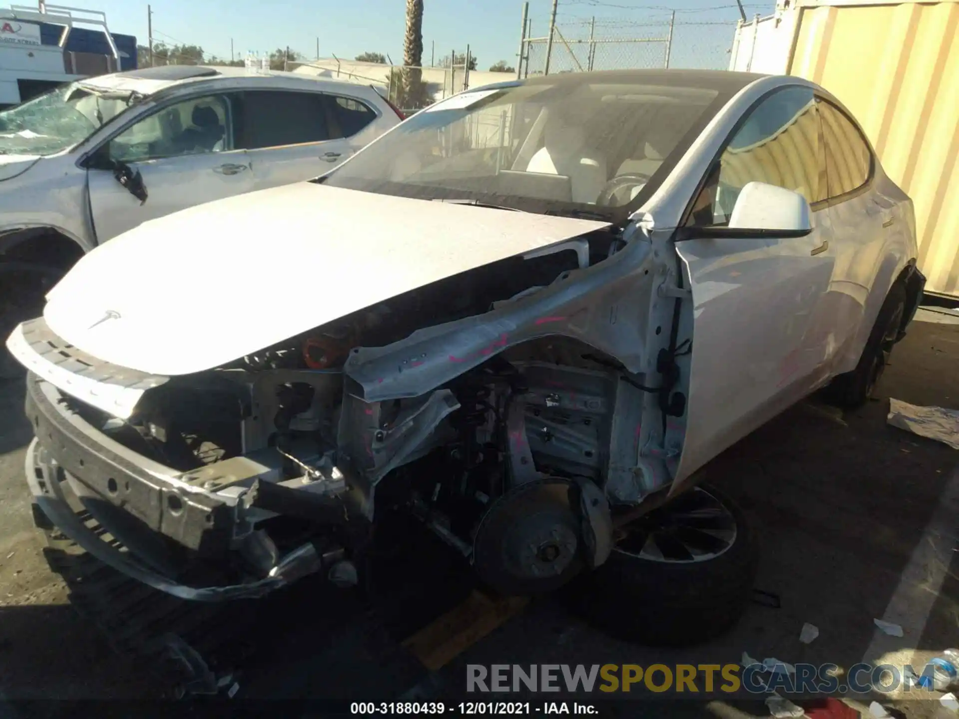 2 Photograph of a damaged car 5YJYGAEE5MF195514 TESLA MODEL Y 2021