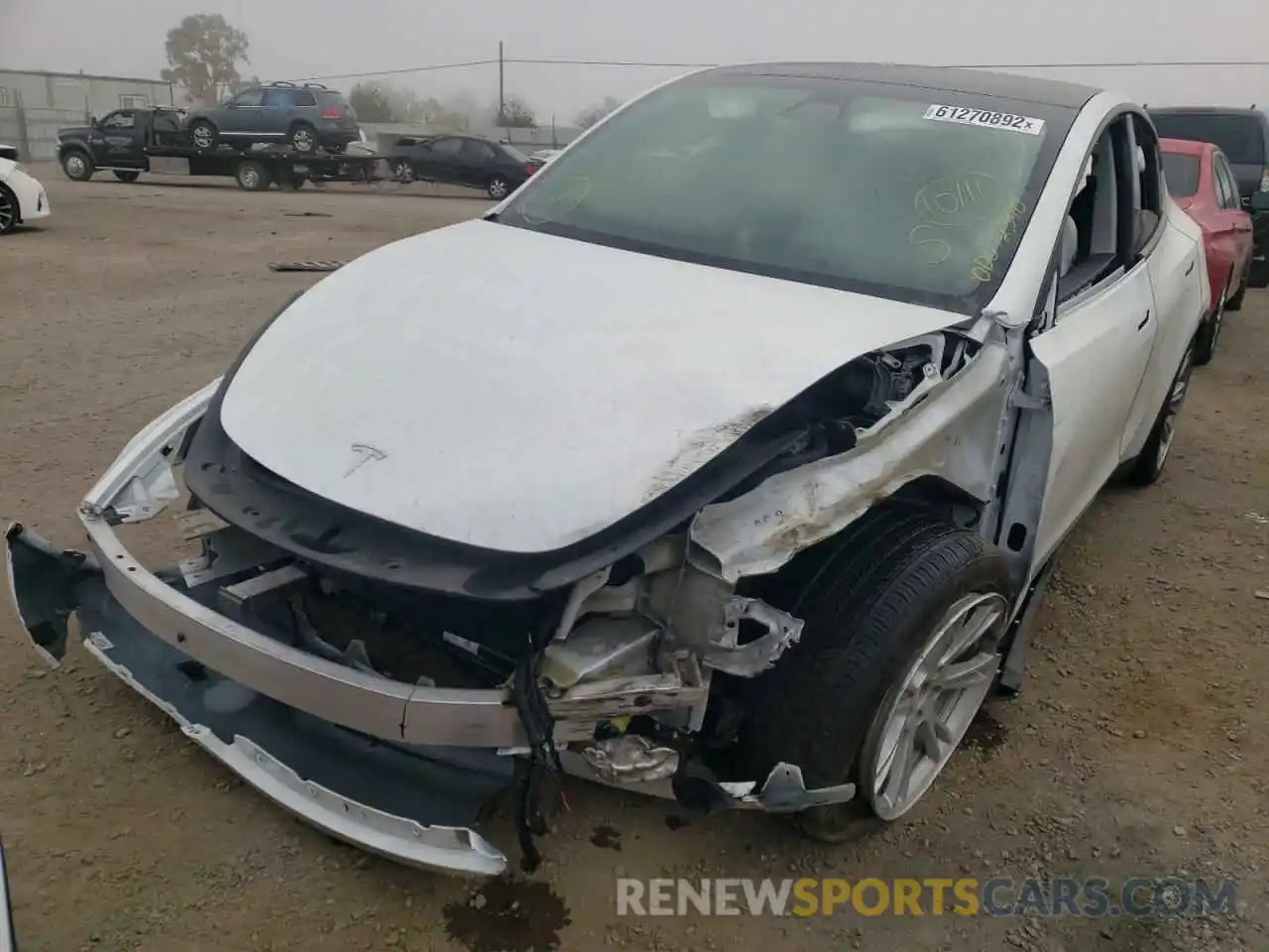 2 Photograph of a damaged car 5YJYGAEE5MF197599 TESLA MODEL Y 2021