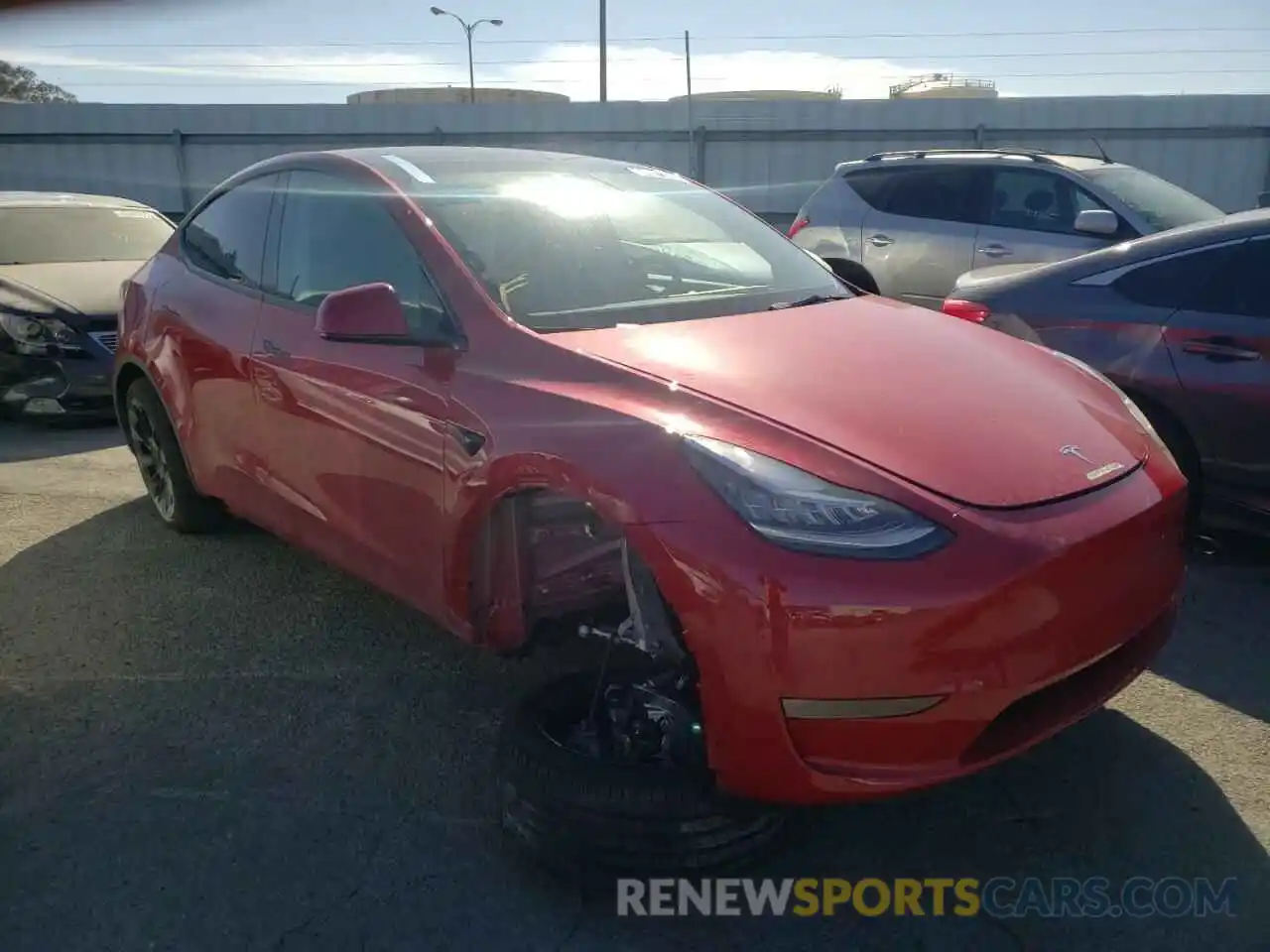 1 Photograph of a damaged car 5YJYGAEE5MF223179 TESLA MODEL Y 2021