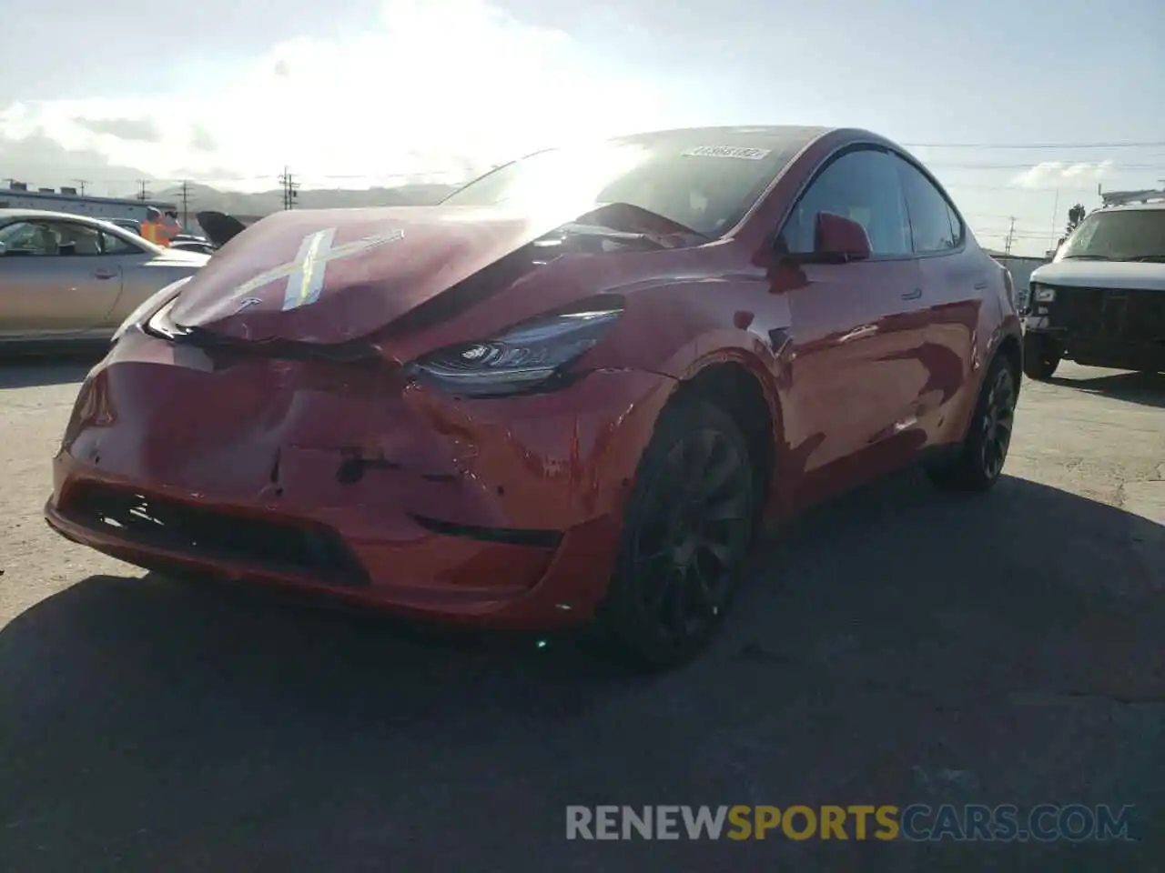 2 Photograph of a damaged car 5YJYGAEE5MF280854 TESLA MODEL Y 2021