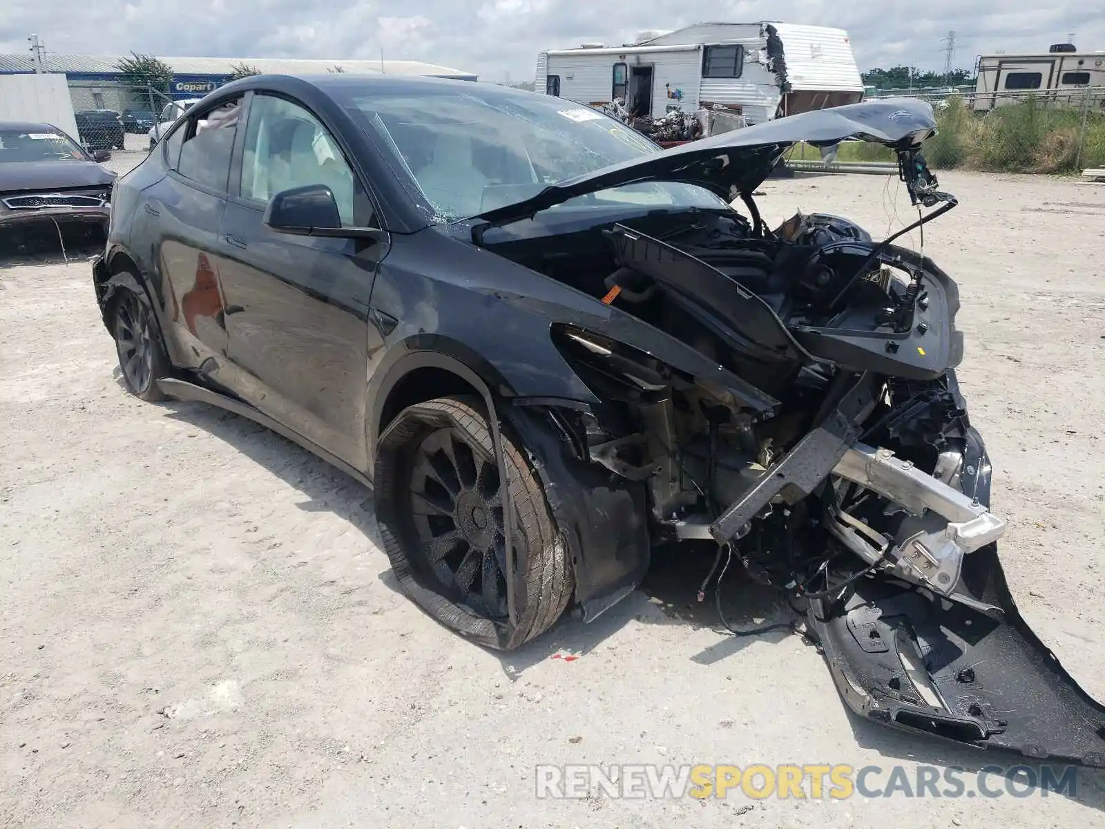 1 Photograph of a damaged car 5YJYGAEE6MF144314 TESLA MODEL Y 2021