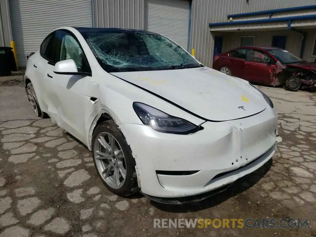 1 Фотография поврежденного автомобиля 5YJYGAEE6MF146841 TESLA MODEL Y 2021