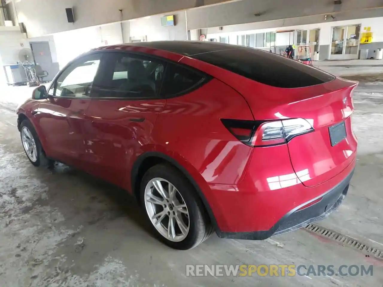 3 Photograph of a damaged car 5YJYGAEE6MF276523 TESLA MODEL Y 2021