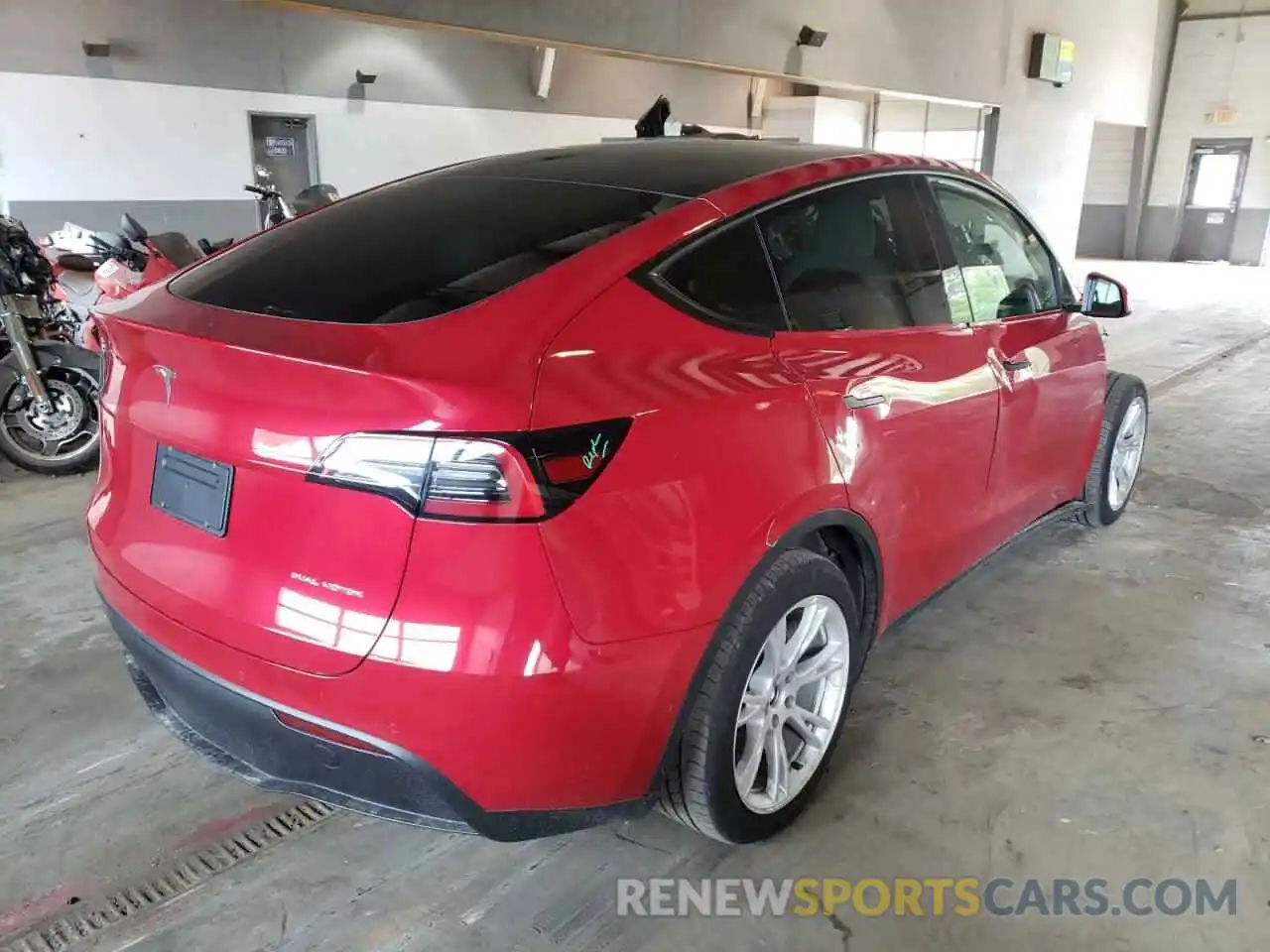 4 Фотография поврежденного автомобиля 5YJYGAEE6MF276523 TESLA MODEL Y 2021