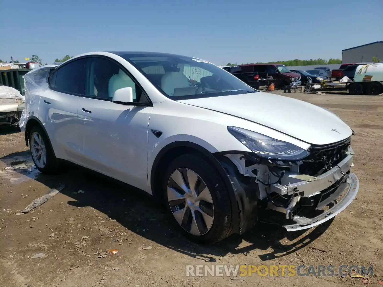 1 Photograph of a damaged car 5YJYGAEE7MF136867 TESLA MODEL Y 2021