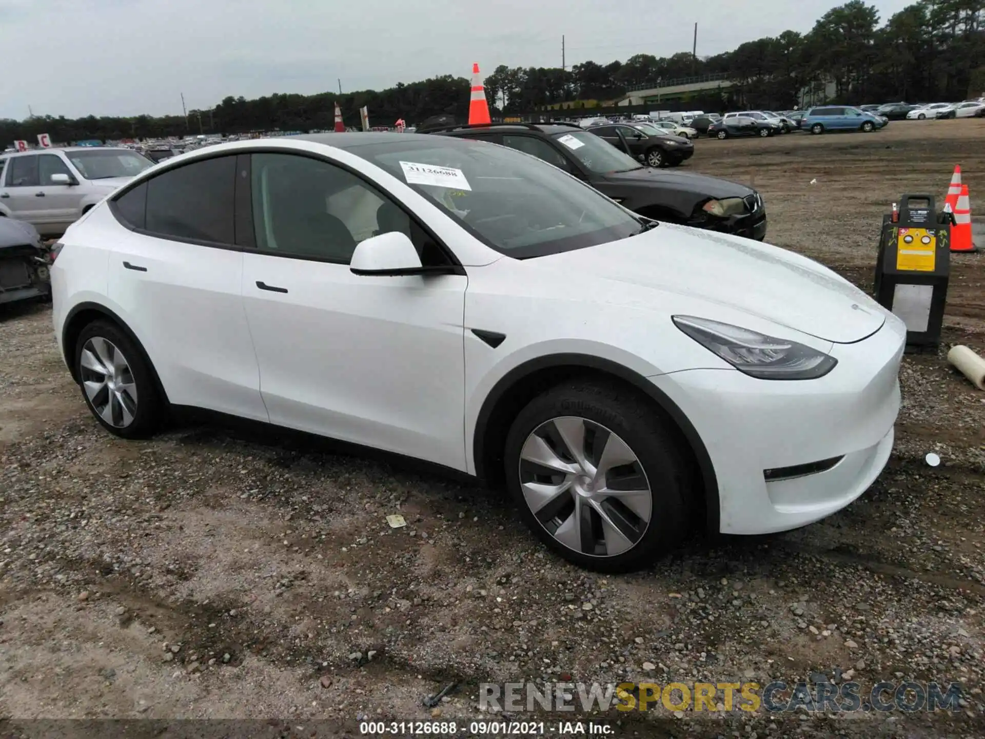 1 Photograph of a damaged car 5YJYGAEE7MF191996 TESLA MODEL Y 2021