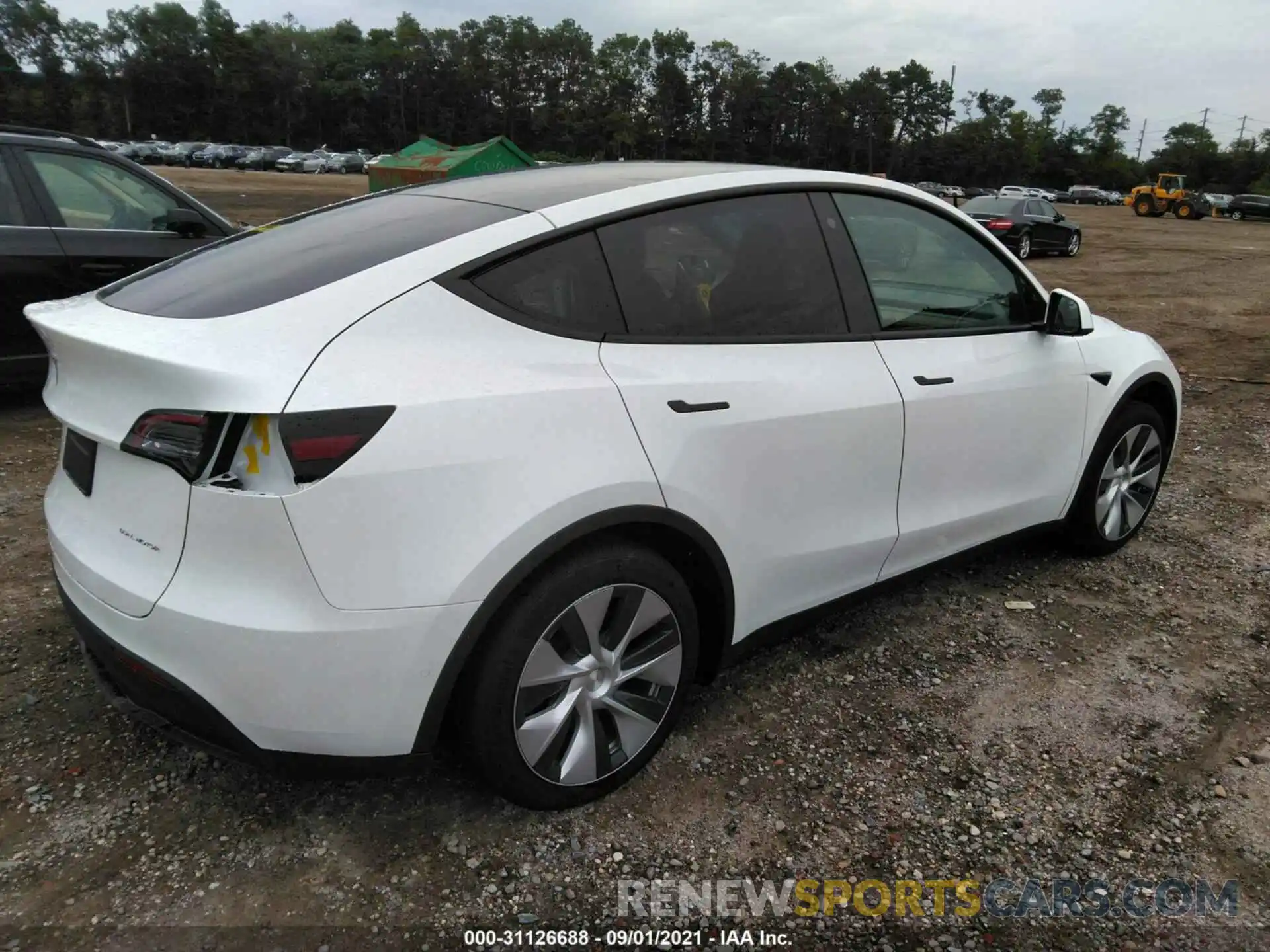 4 Photograph of a damaged car 5YJYGAEE7MF191996 TESLA MODEL Y 2021