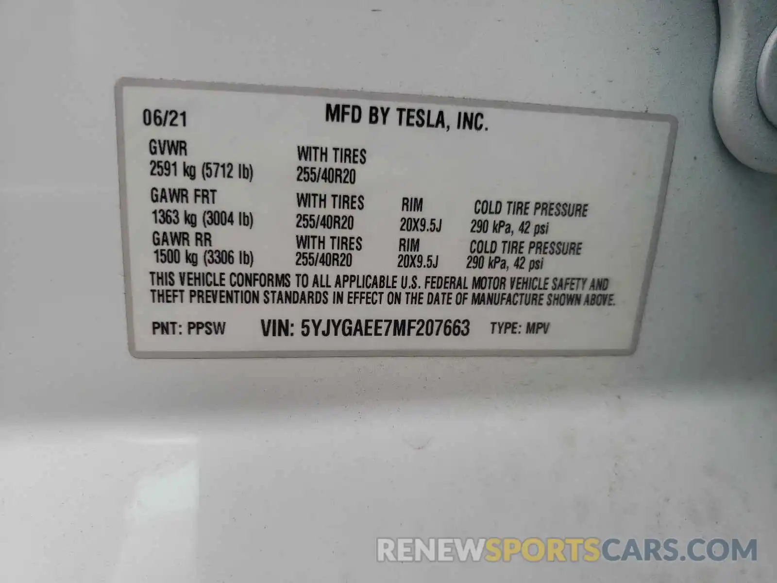 10 Photograph of a damaged car 5YJYGAEE7MF207663 TESLA MODEL Y 2021