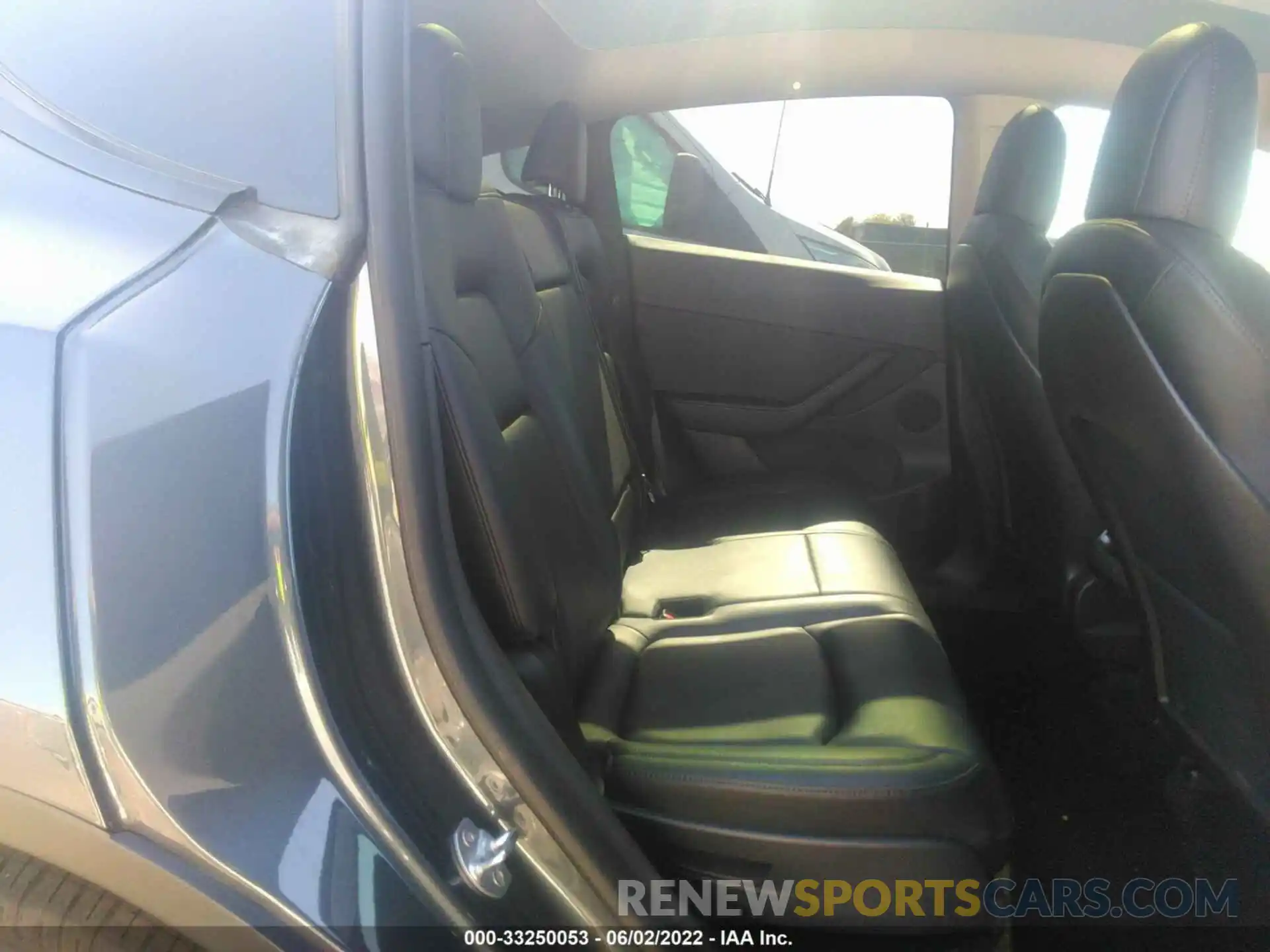 8 Photograph of a damaged car 5YJYGAEE7MF216704 TESLA MODEL Y 2021