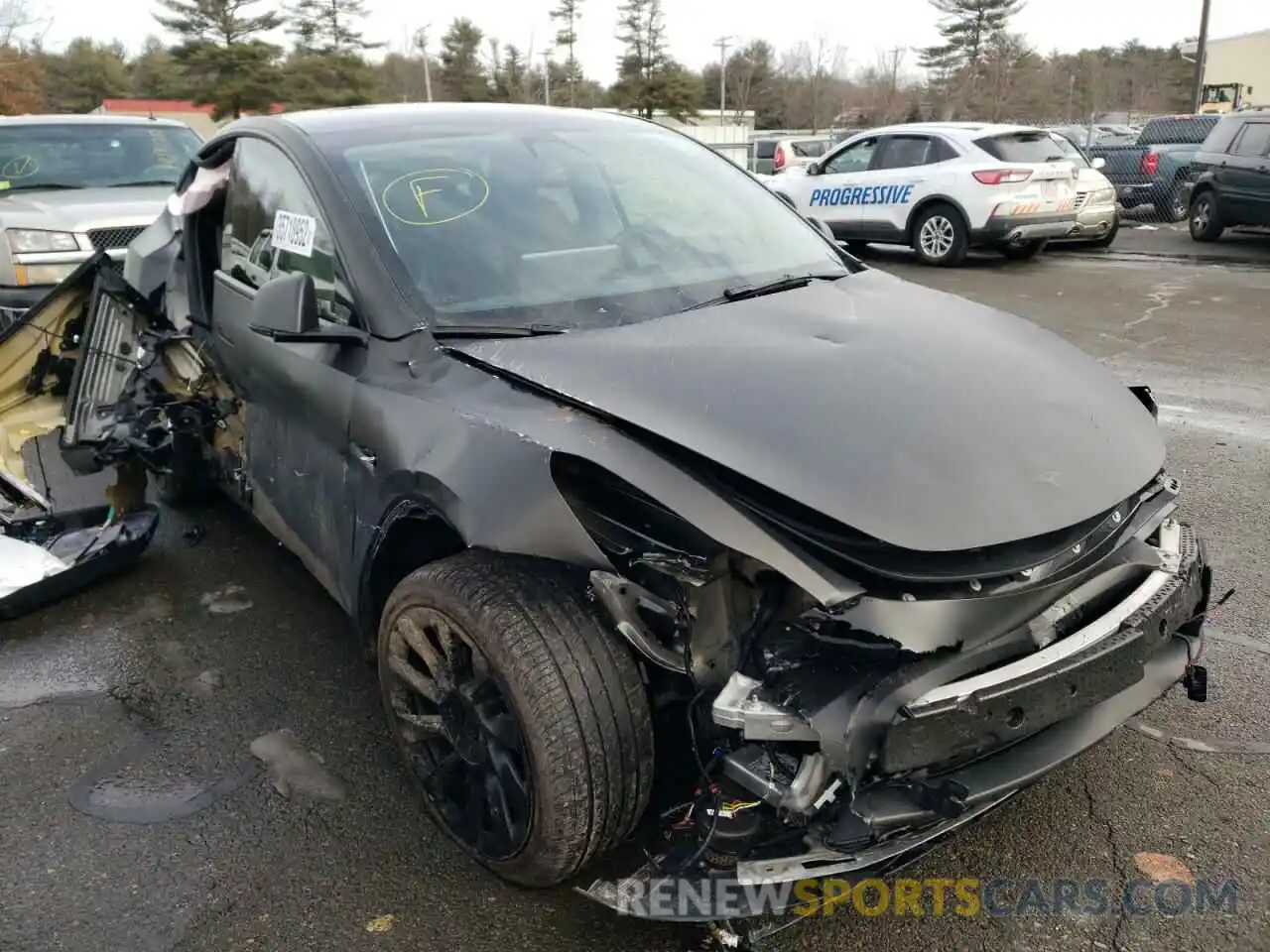 1 Photograph of a damaged car 5YJYGAEE7MF297784 TESLA MODEL Y 2021