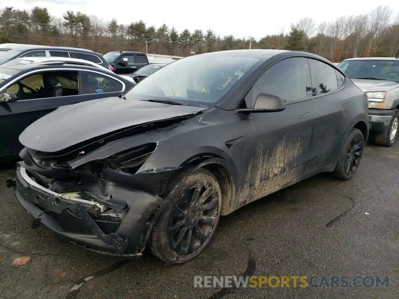 2 Photograph of a damaged car 5YJYGAEE7MF297784 TESLA MODEL Y 2021