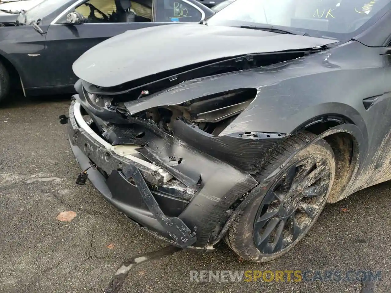 9 Photograph of a damaged car 5YJYGAEE7MF297784 TESLA MODEL Y 2021