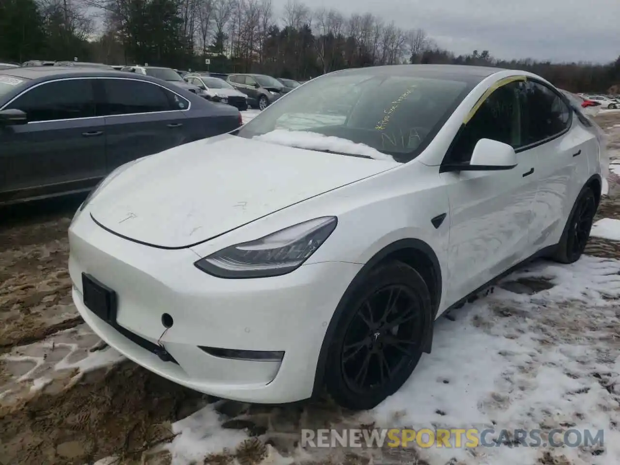 2 Photograph of a damaged car 5YJYGAEE8MF146498 TESLA MODEL Y 2021