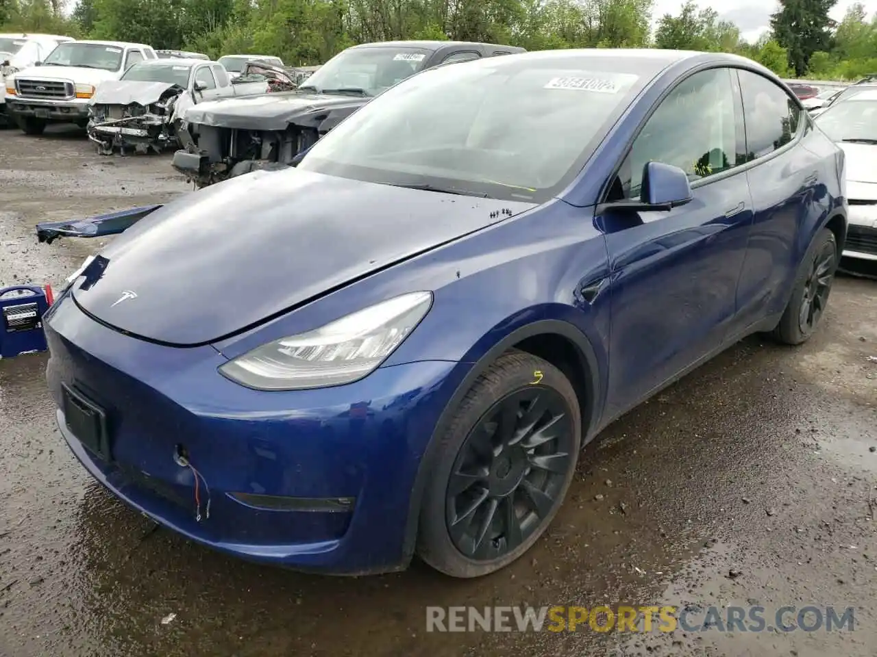 2 Photograph of a damaged car 5YJYGAEE8MF151040 TESLA MODEL Y 2021