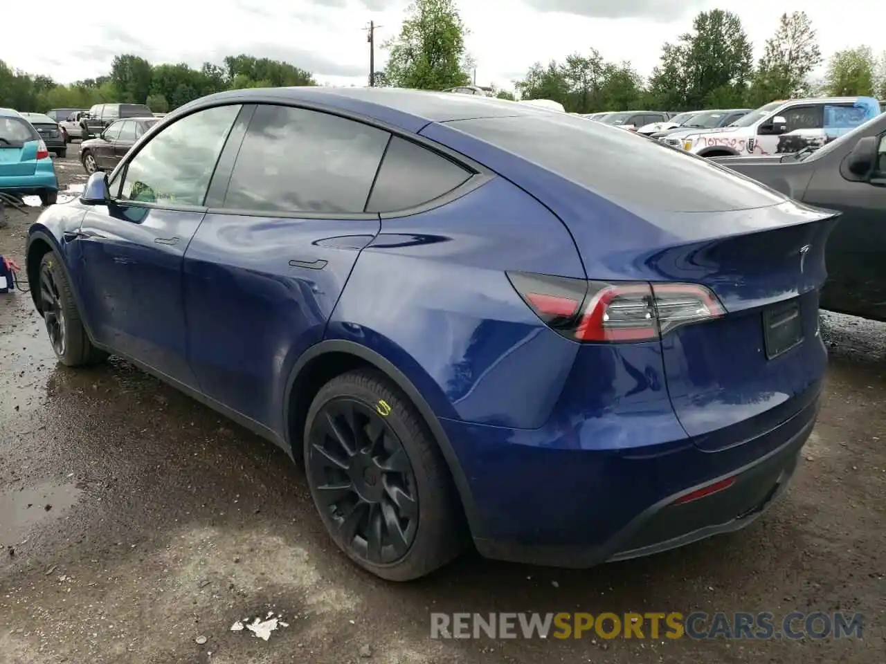 3 Photograph of a damaged car 5YJYGAEE8MF151040 TESLA MODEL Y 2021