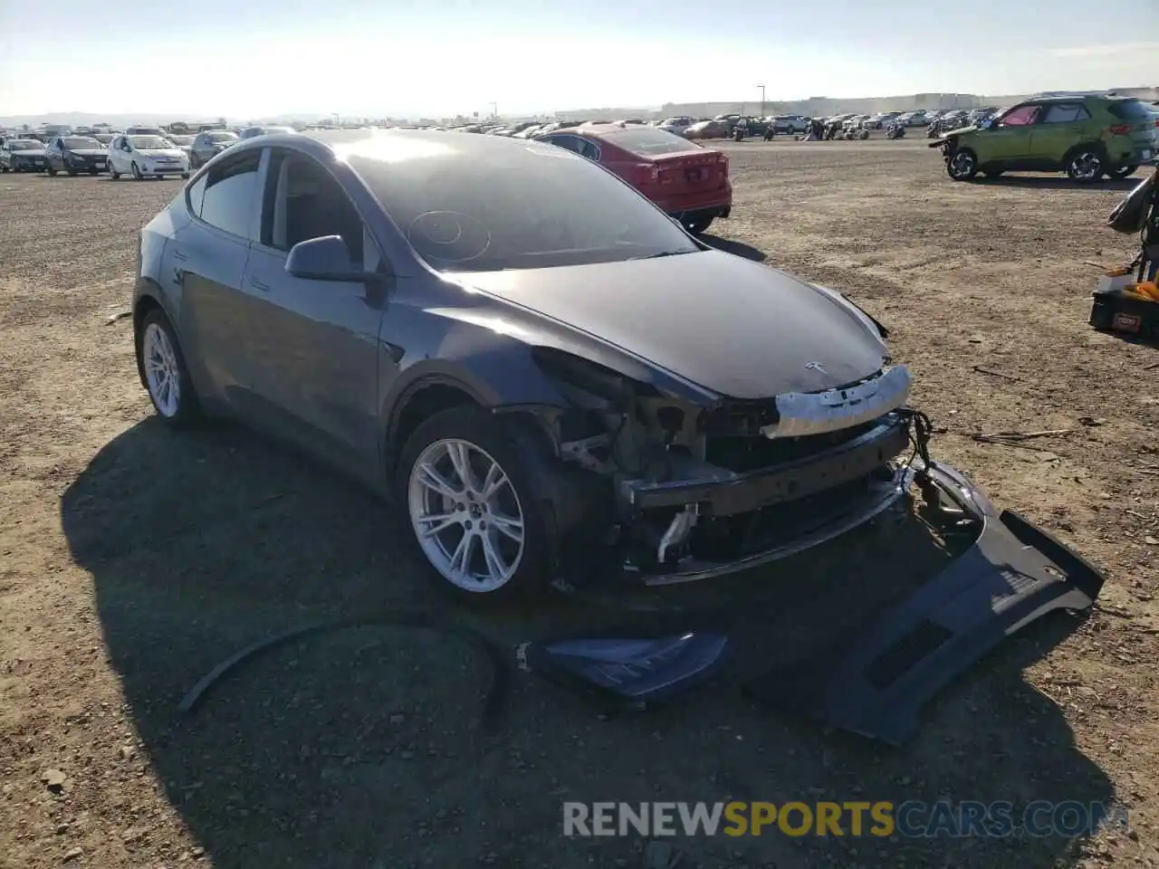 1 Photograph of a damaged car 5YJYGAEE8MF217585 TESLA MODEL Y 2021