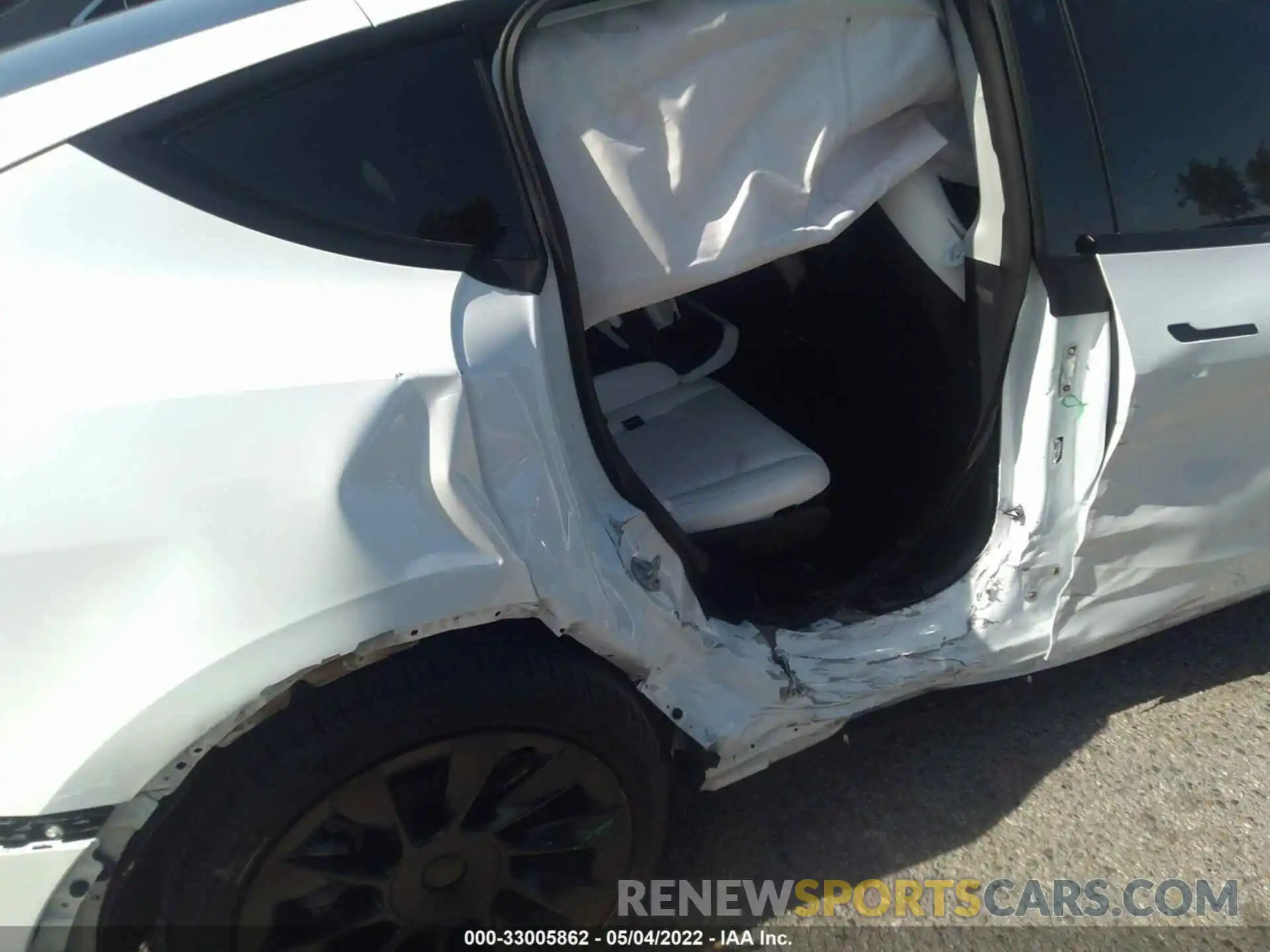 6 Photograph of a damaged car 5YJYGAEE8MF238209 TESLA MODEL Y 2021