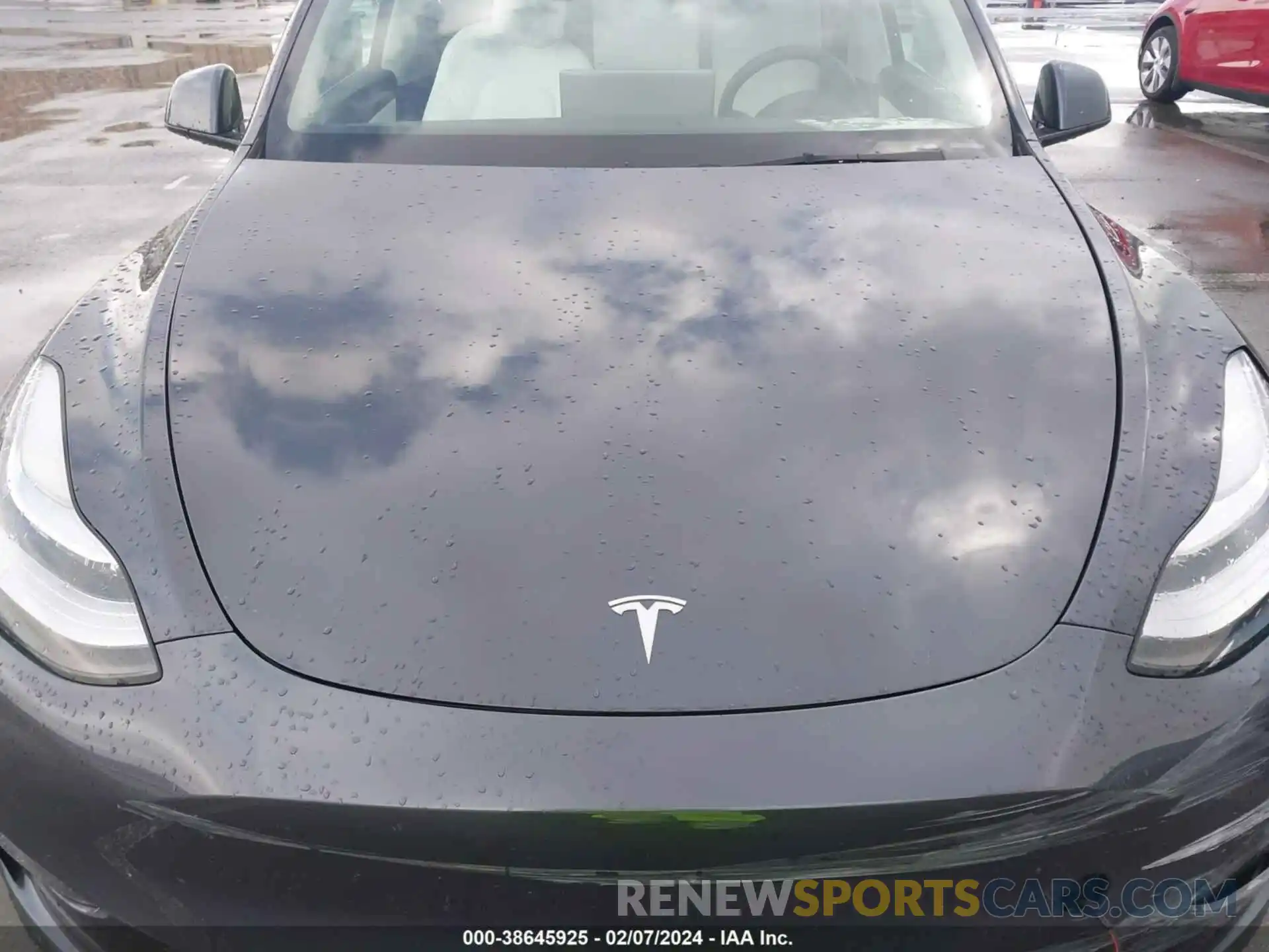 10 Photograph of a damaged car 5YJYGAEE8MF276524 TESLA MODEL Y 2021