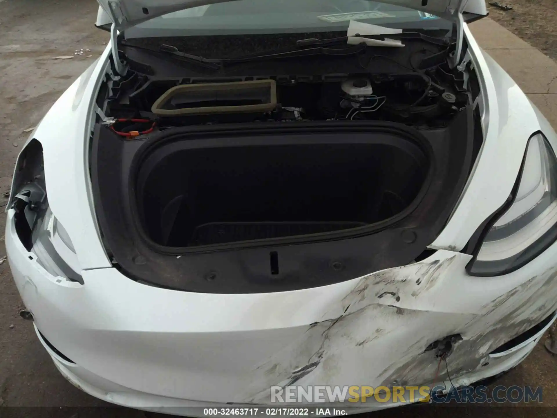 10 Photograph of a damaged car 5YJYGAEE9MF112134 TESLA MODEL Y 2021