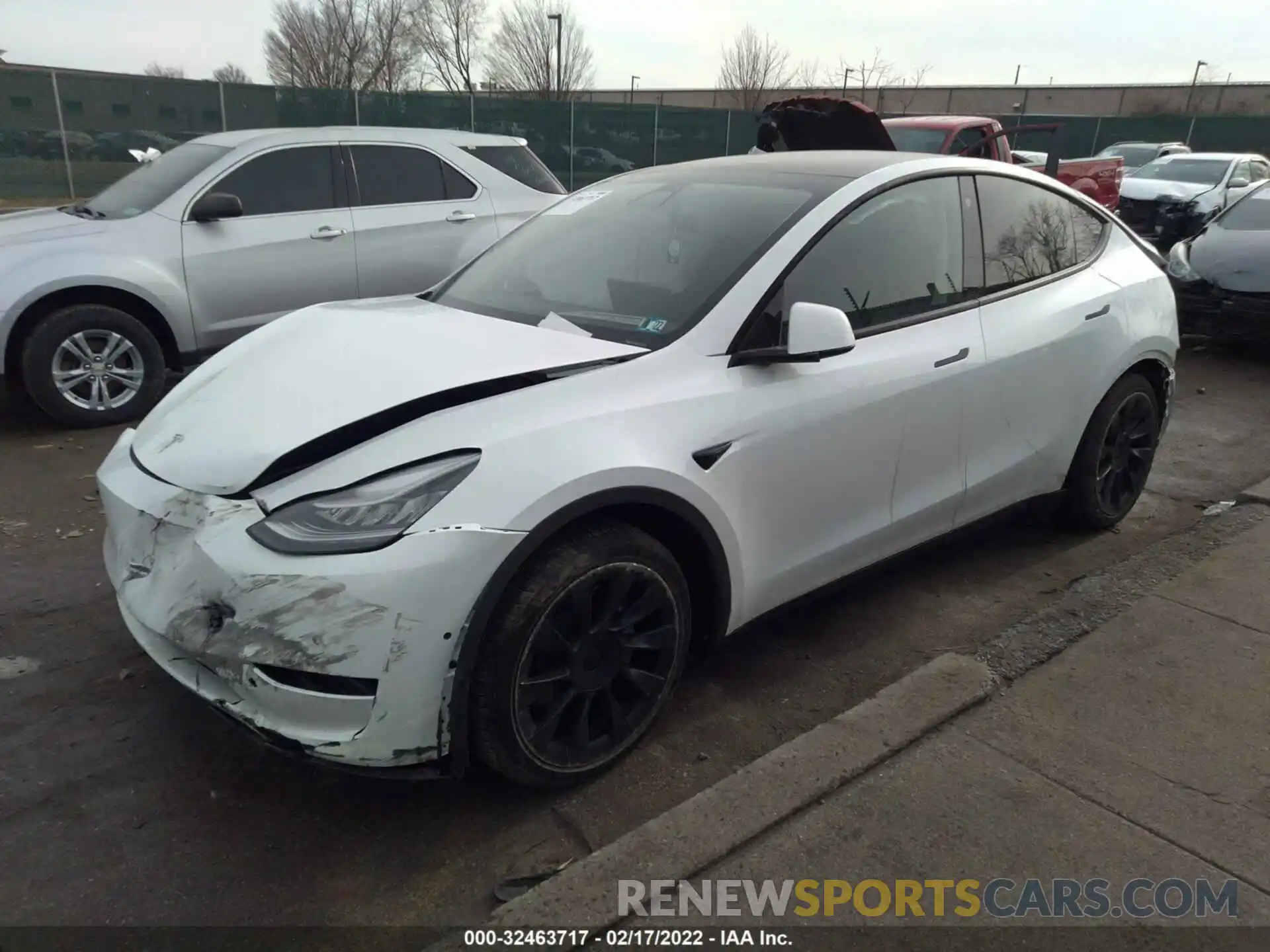 2 Photograph of a damaged car 5YJYGAEE9MF112134 TESLA MODEL Y 2021