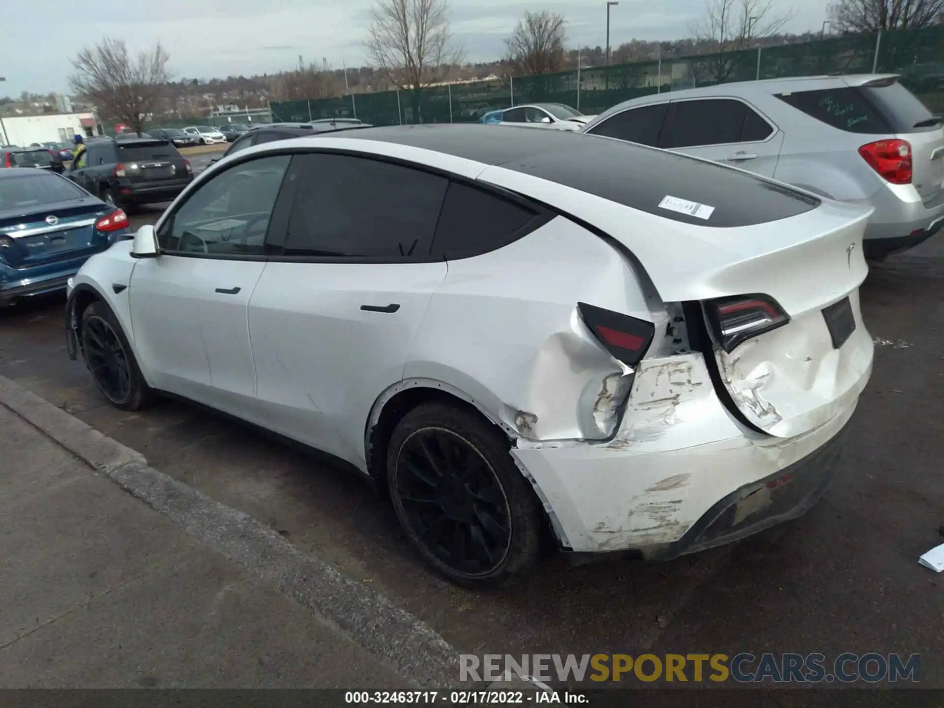 3 Photograph of a damaged car 5YJYGAEE9MF112134 TESLA MODEL Y 2021