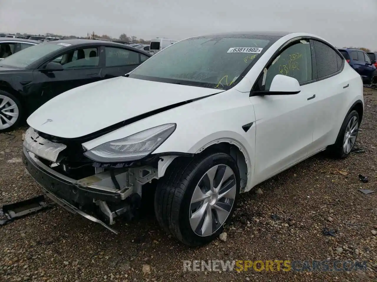 2 Photograph of a damaged car 5YJYGAEE9MF116314 TESLA MODEL Y 2021