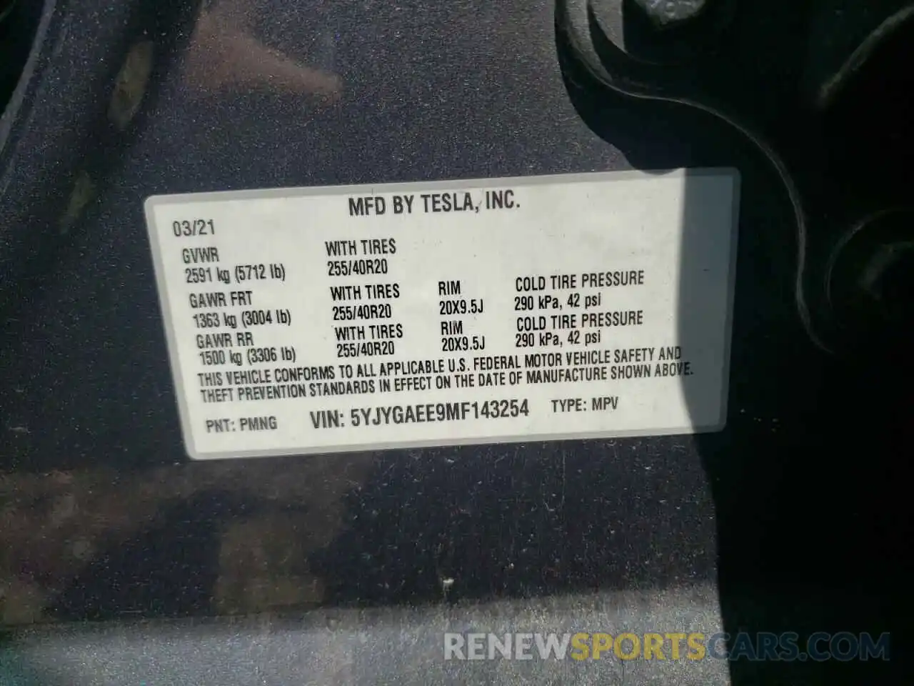 10 Photograph of a damaged car 5YJYGAEE9MF143254 TESLA MODEL Y 2021