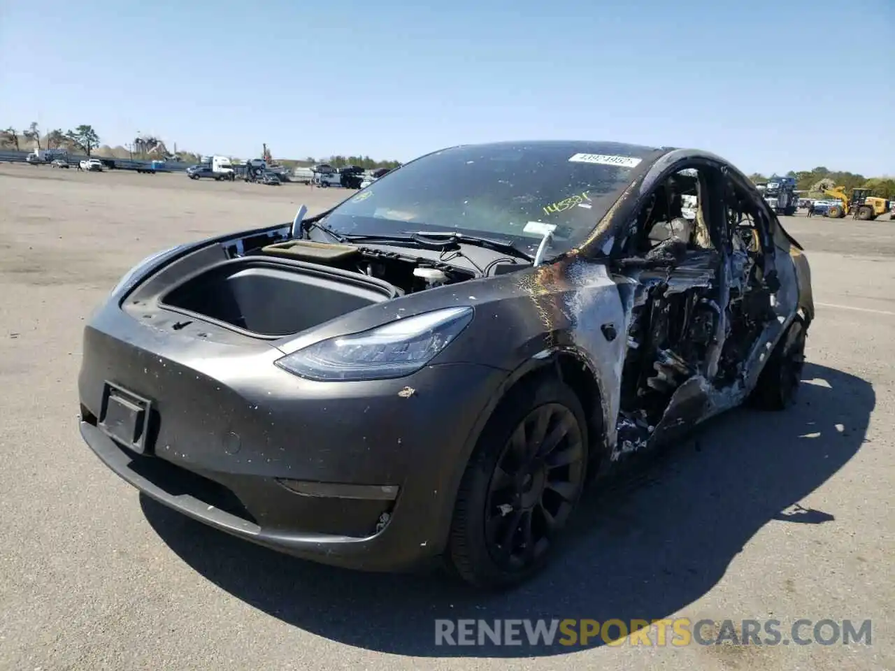 2 Photograph of a damaged car 5YJYGAEE9MF143321 TESLA MODEL Y 2021