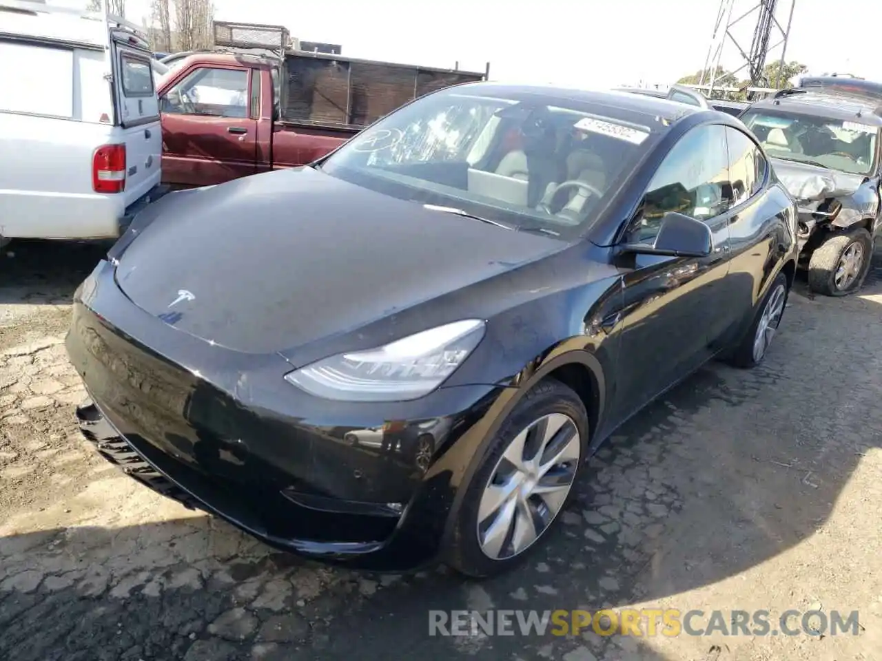 2 Photograph of a damaged car 5YJYGAEE9MF204540 TESLA MODEL Y 2021