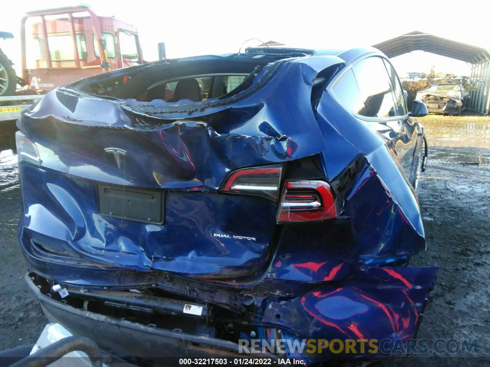 12 Photograph of a damaged car 5YJYGAEE9MF253236 TESLA MODEL Y 2021