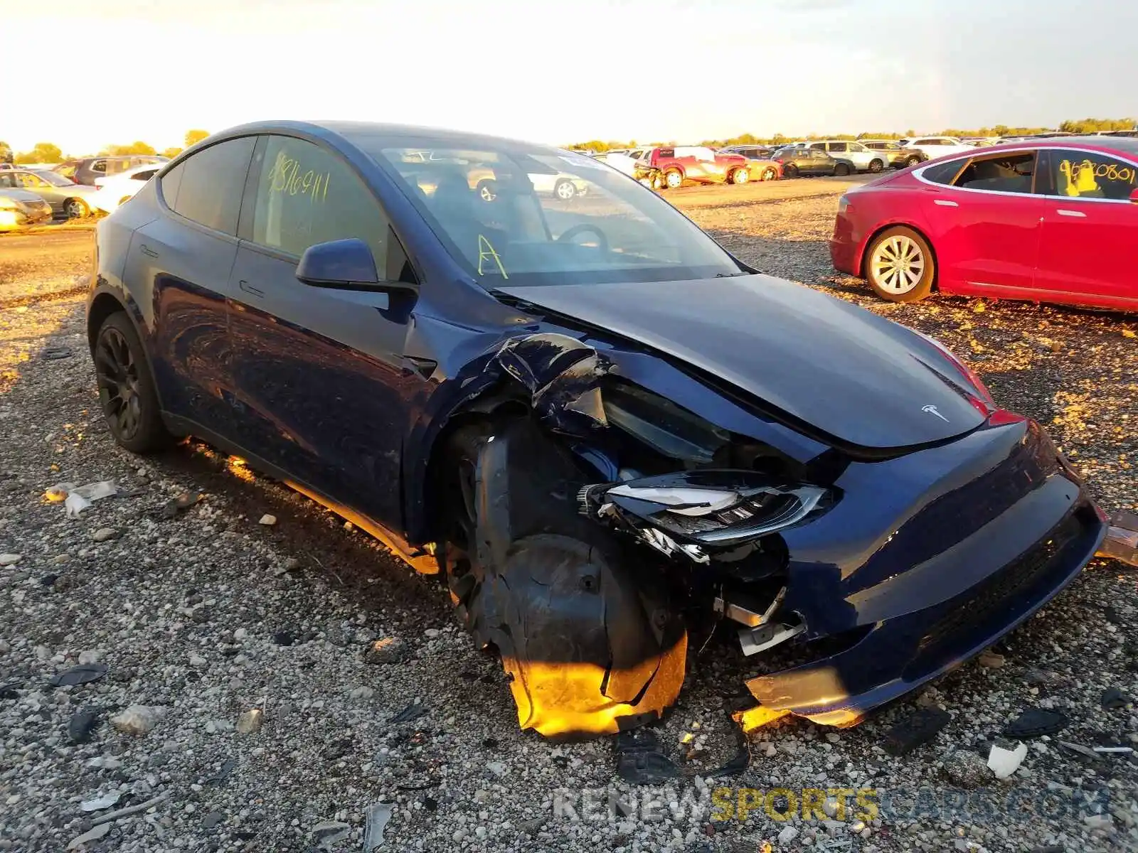 1 Photograph of a damaged car 5YJYGAEEXMF143215 TESLA MODEL Y 2021