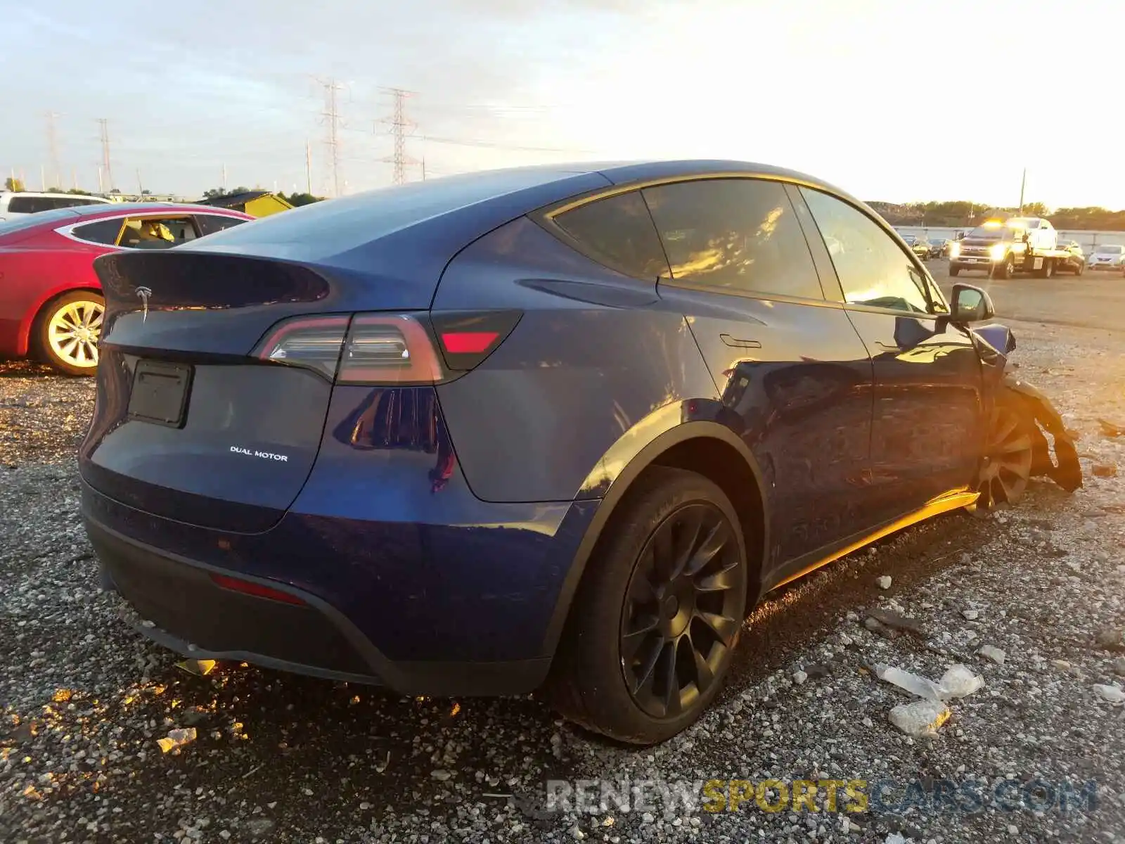 4 Photograph of a damaged car 5YJYGAEEXMF143215 TESLA MODEL Y 2021