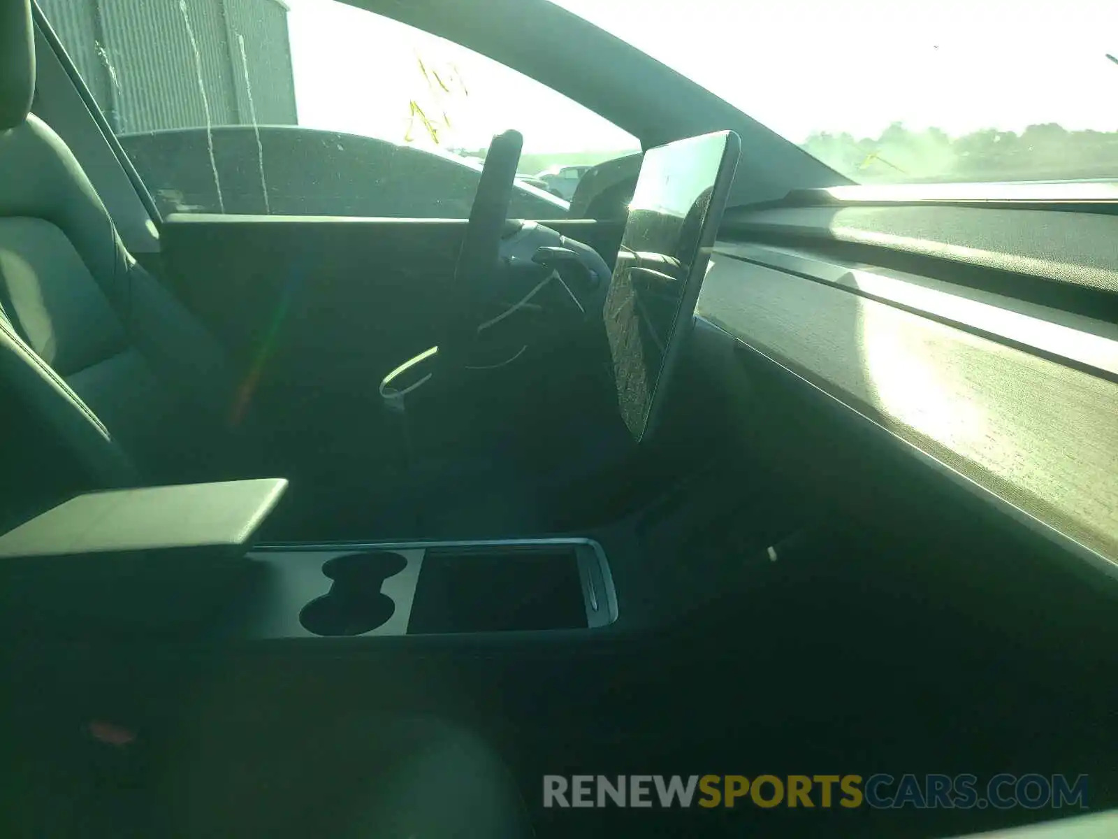 5 Photograph of a damaged car 5YJYGAEEXMF149094 TESLA MODEL Y 2021