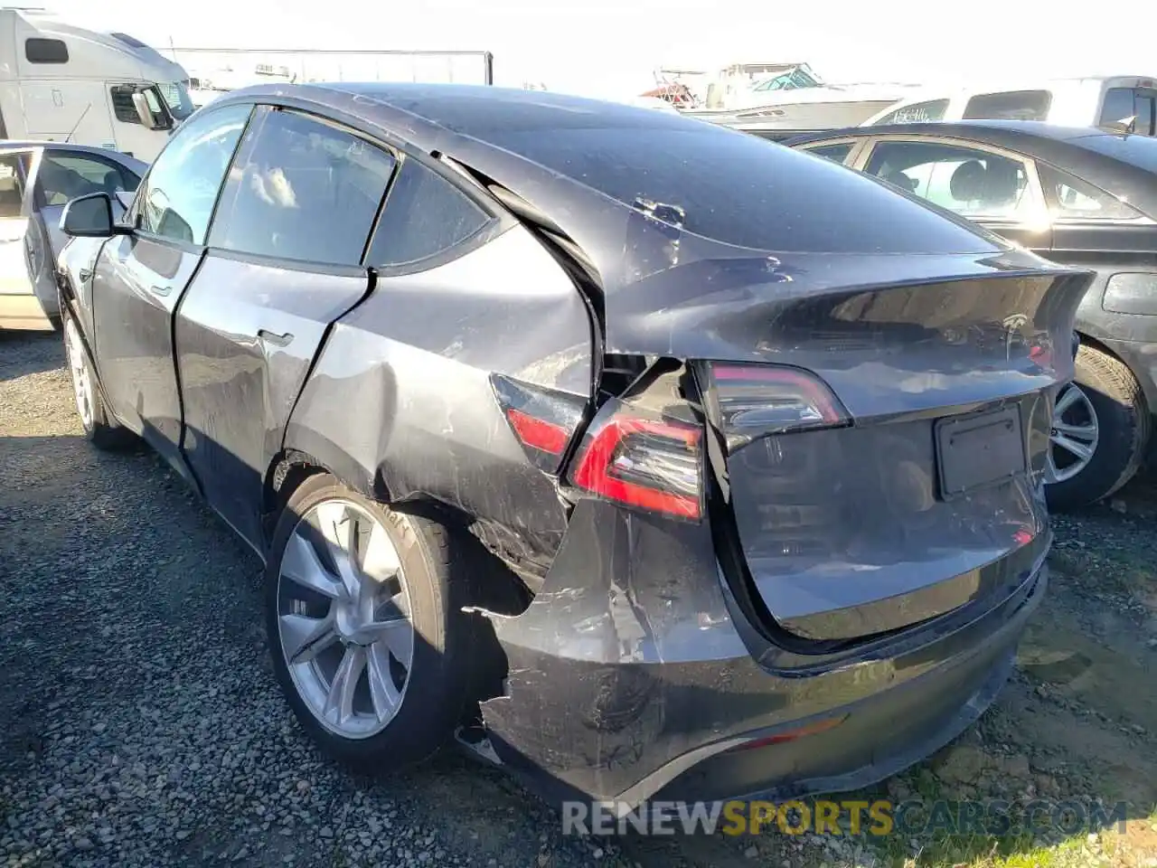 3 Photograph of a damaged car 5YJYGAEEXMF150181 TESLA MODEL Y 2021