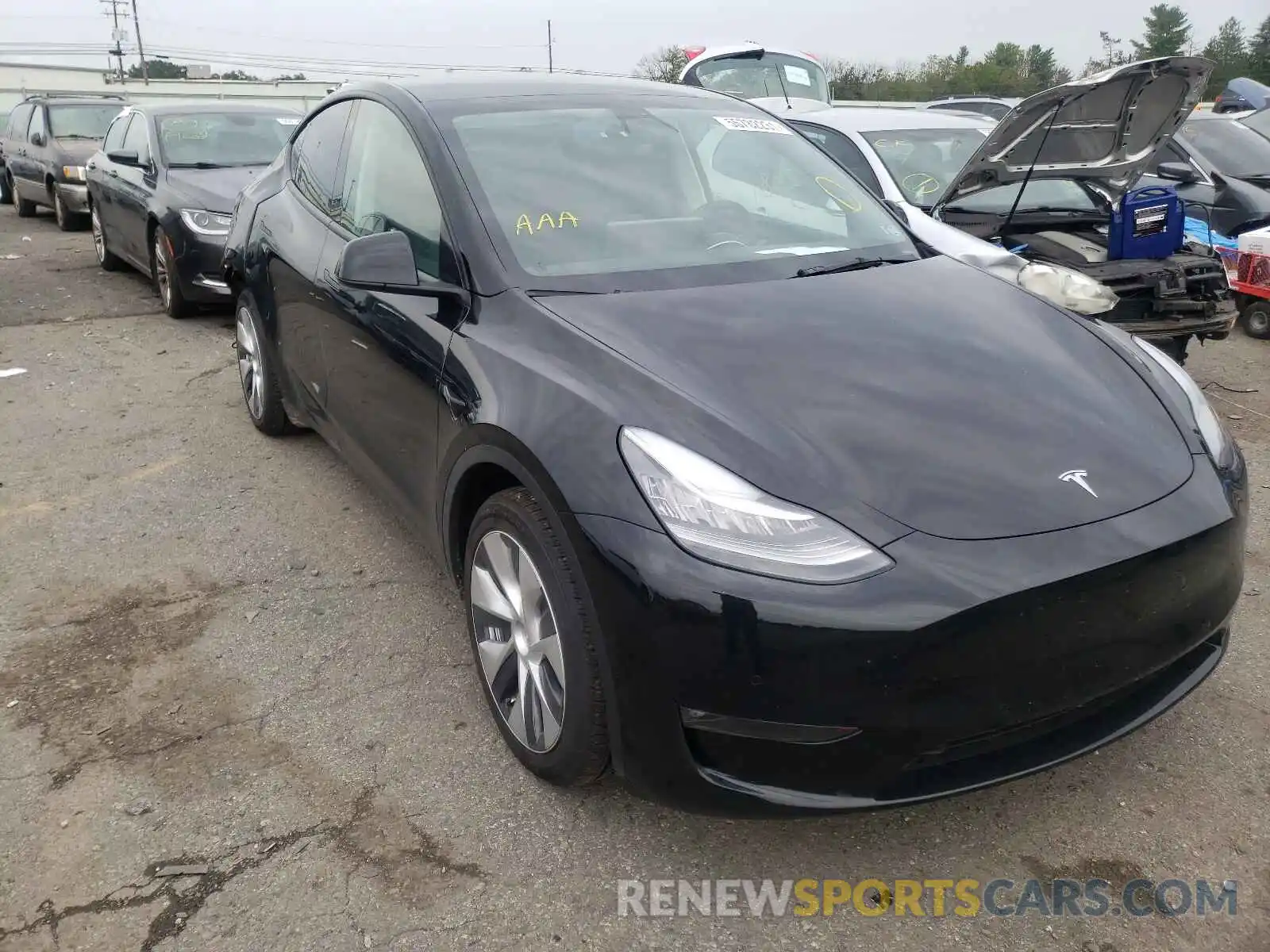 1 Photograph of a damaged car 5YJYGAEEXMF199347 TESLA MODEL Y 2021