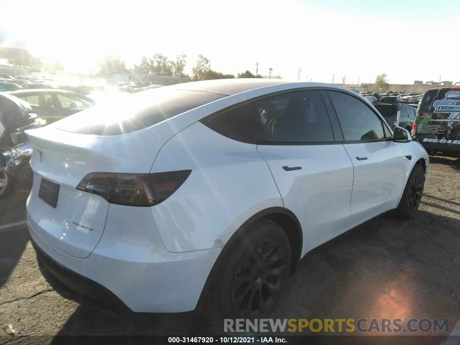 4 Фотография поврежденного автомобиля 5YJYGAEEXMF218477 TESLA MODEL Y 2021