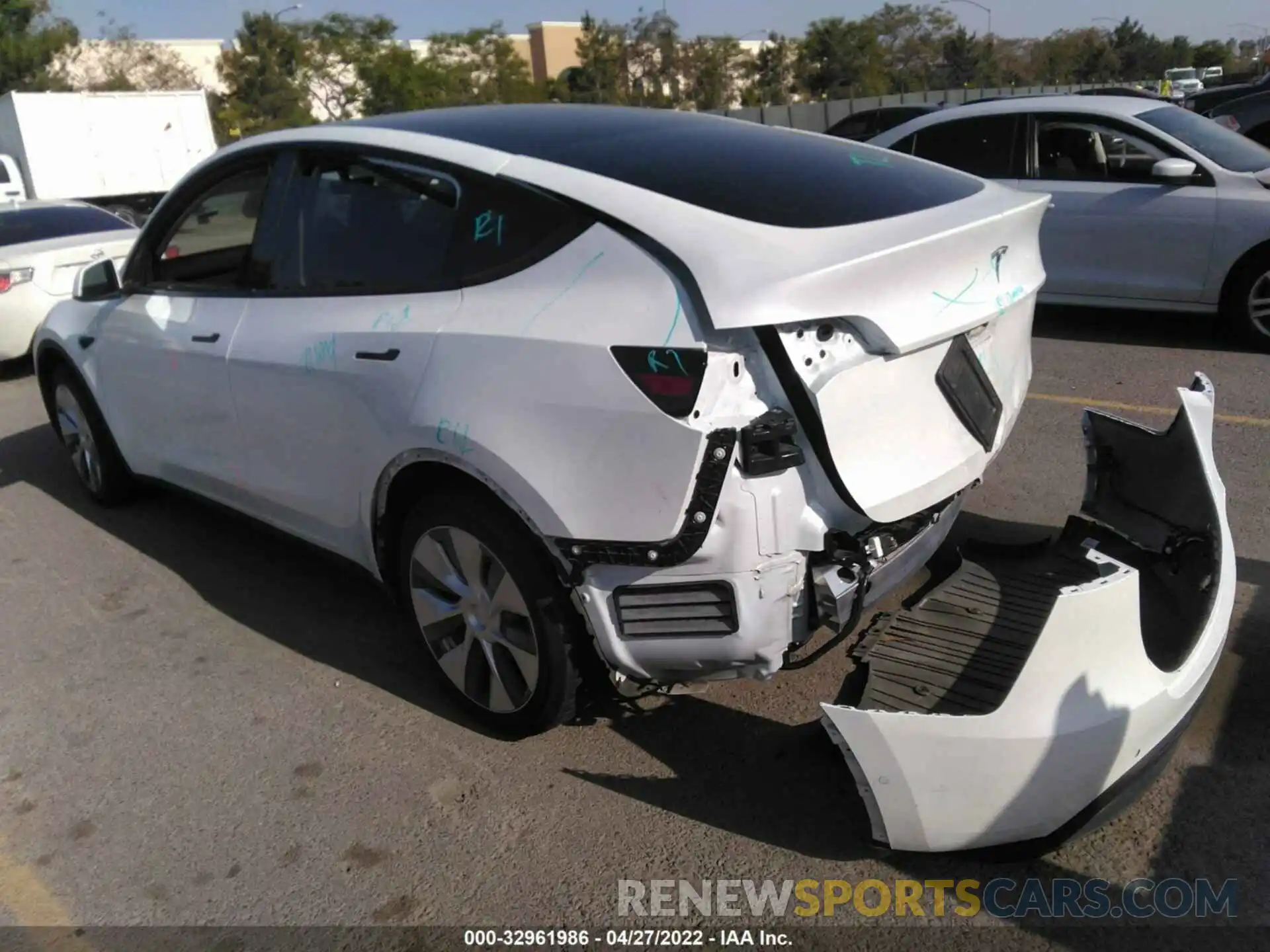 3 Photograph of a damaged car 5YJYGDED0MF103668 TESLA MODEL Y 2021