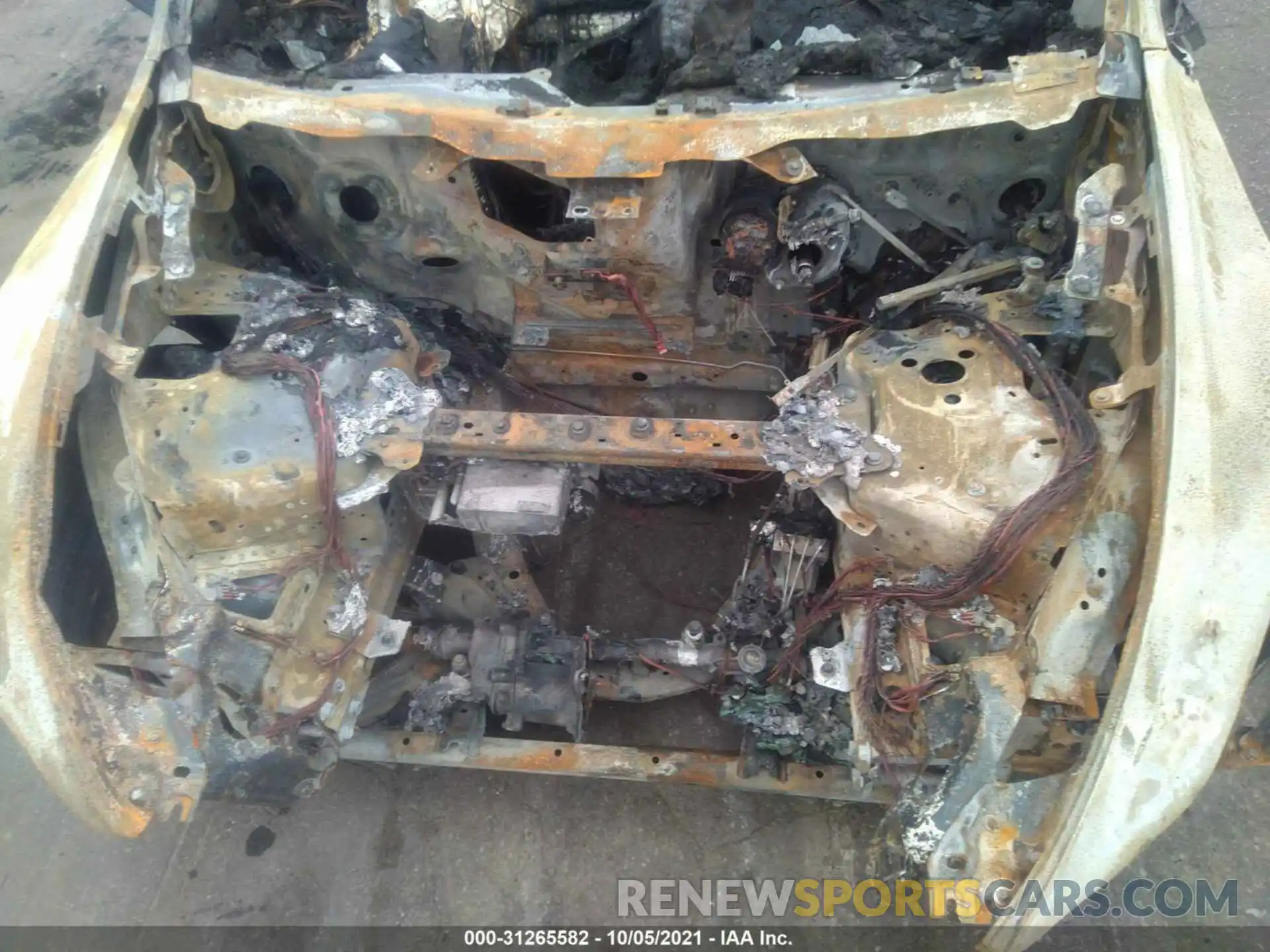 10 Photograph of a damaged car 5YJYGDED0MF105663 TESLA MODEL Y 2021