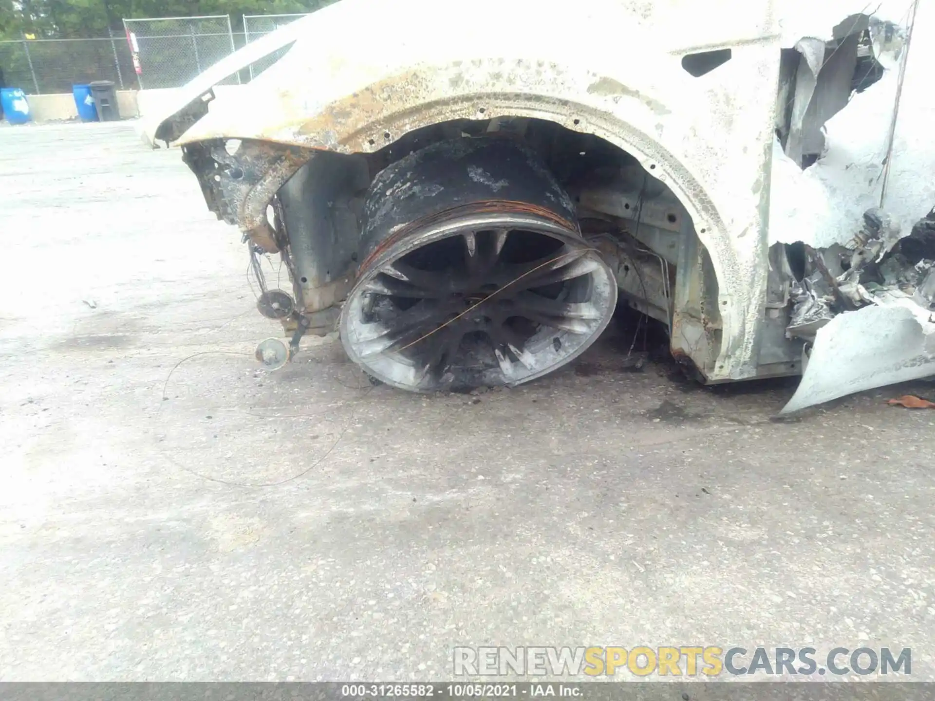 11 Photograph of a damaged car 5YJYGDED0MF105663 TESLA MODEL Y 2021