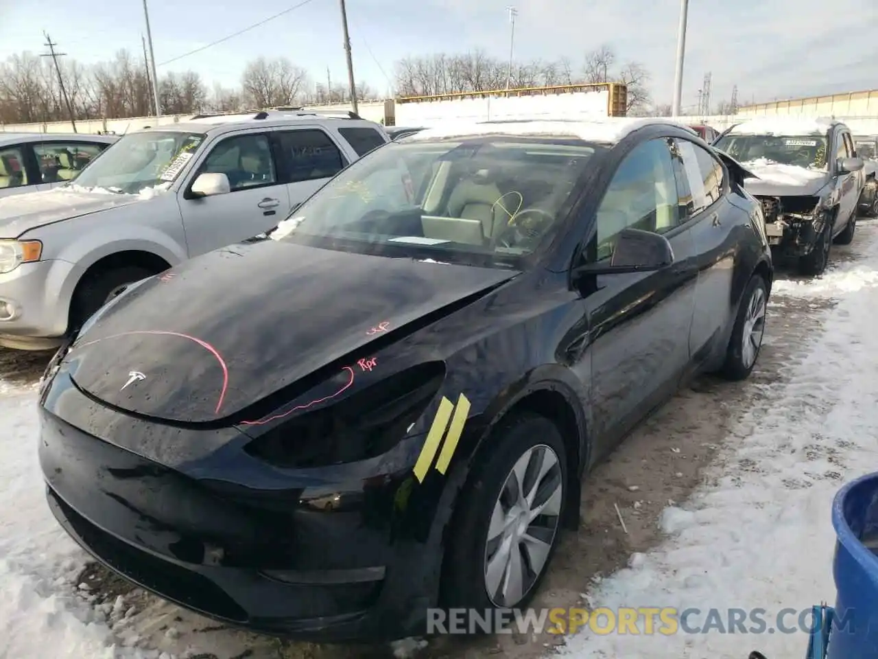 2 Photograph of a damaged car 5YJYGDED1MF107454 TESLA MODEL Y 2021