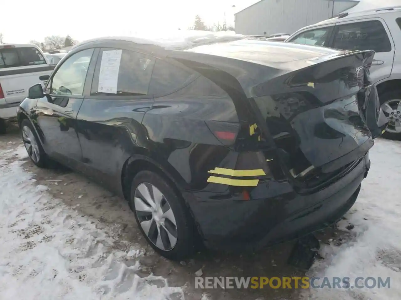 3 Photograph of a damaged car 5YJYGDED1MF107454 TESLA MODEL Y 2021