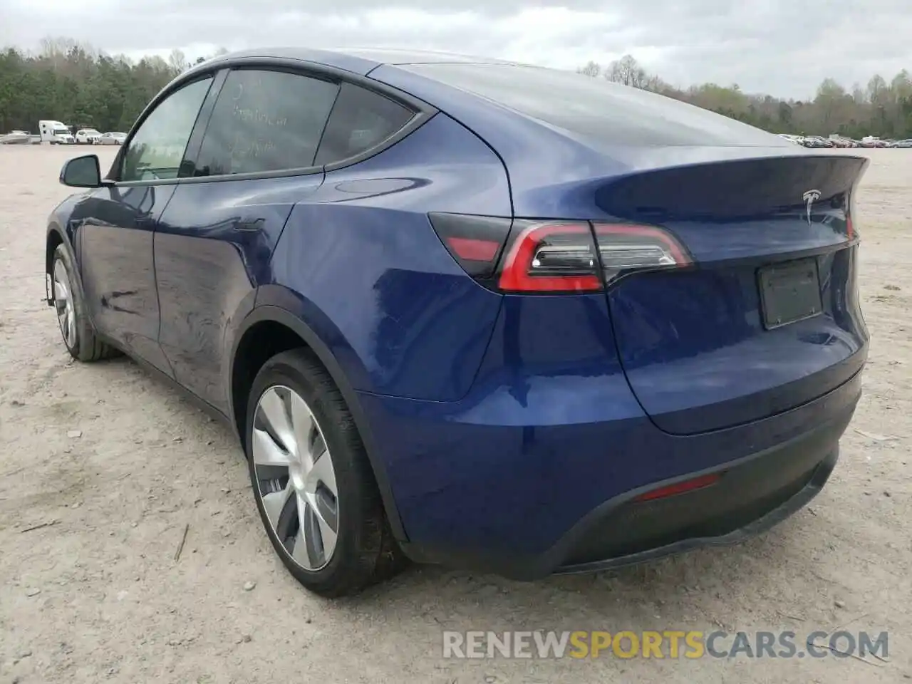 3 Фотография поврежденного автомобиля 5YJYGDED2MF104935 TESLA MODEL Y 2021