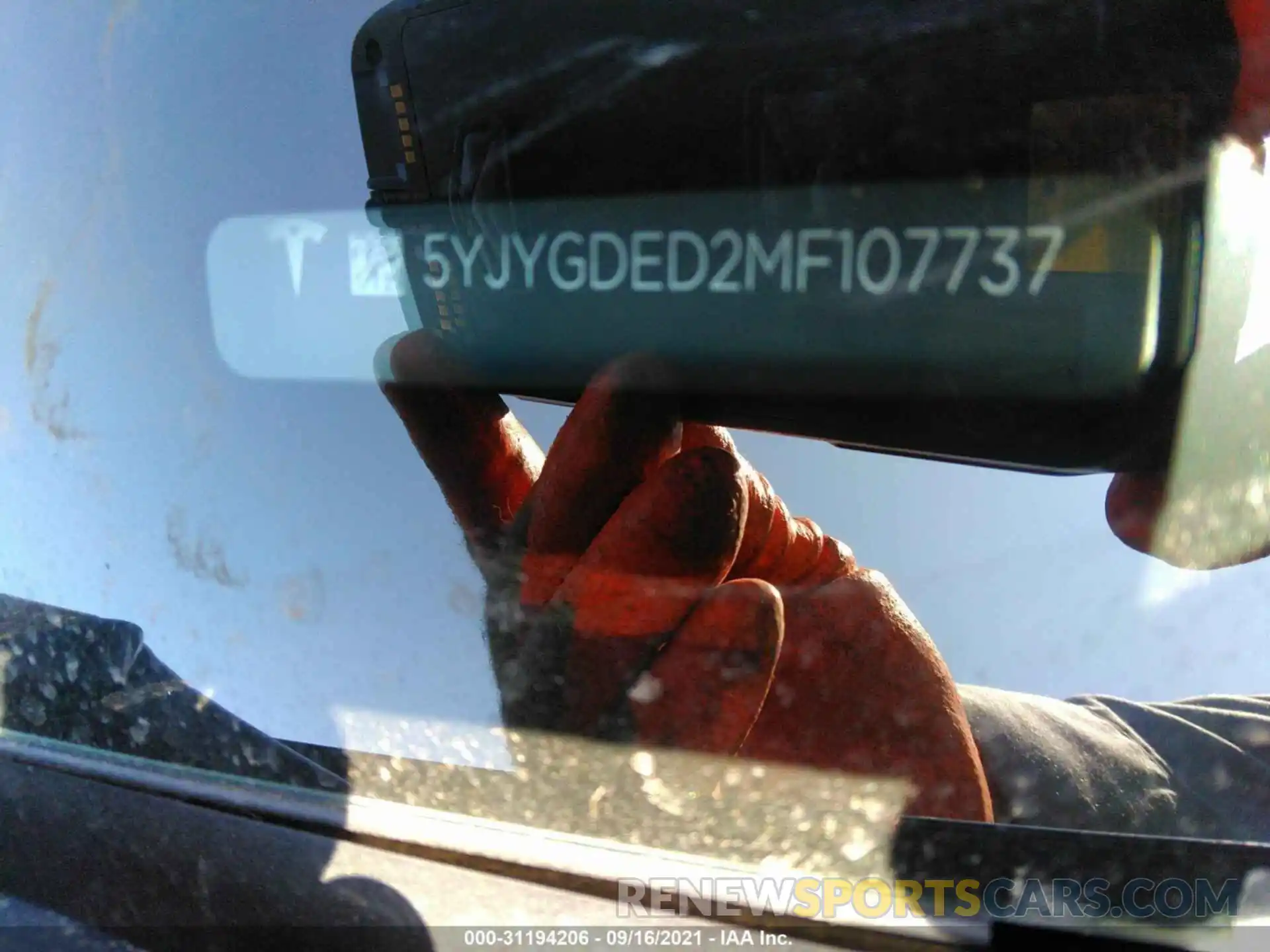 9 Photograph of a damaged car 5YJYGDED2MF107737 TESLA MODEL Y 2021