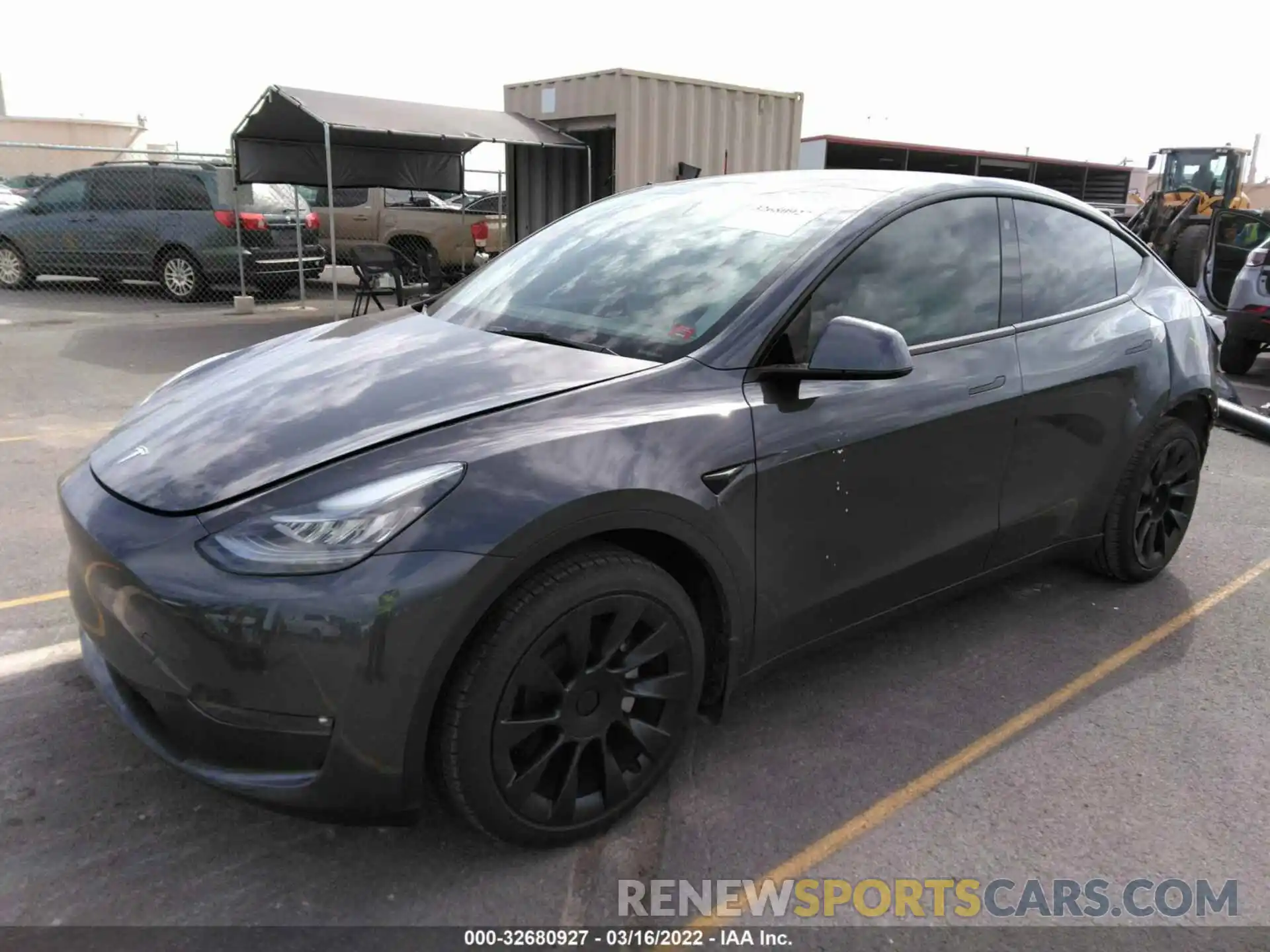 2 Photograph of a damaged car 5YJYGDED2MF181417 TESLA MODEL Y 2021