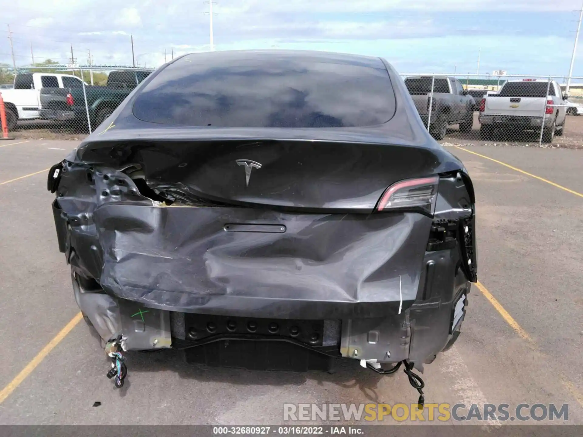 6 Photograph of a damaged car 5YJYGDED2MF181417 TESLA MODEL Y 2021